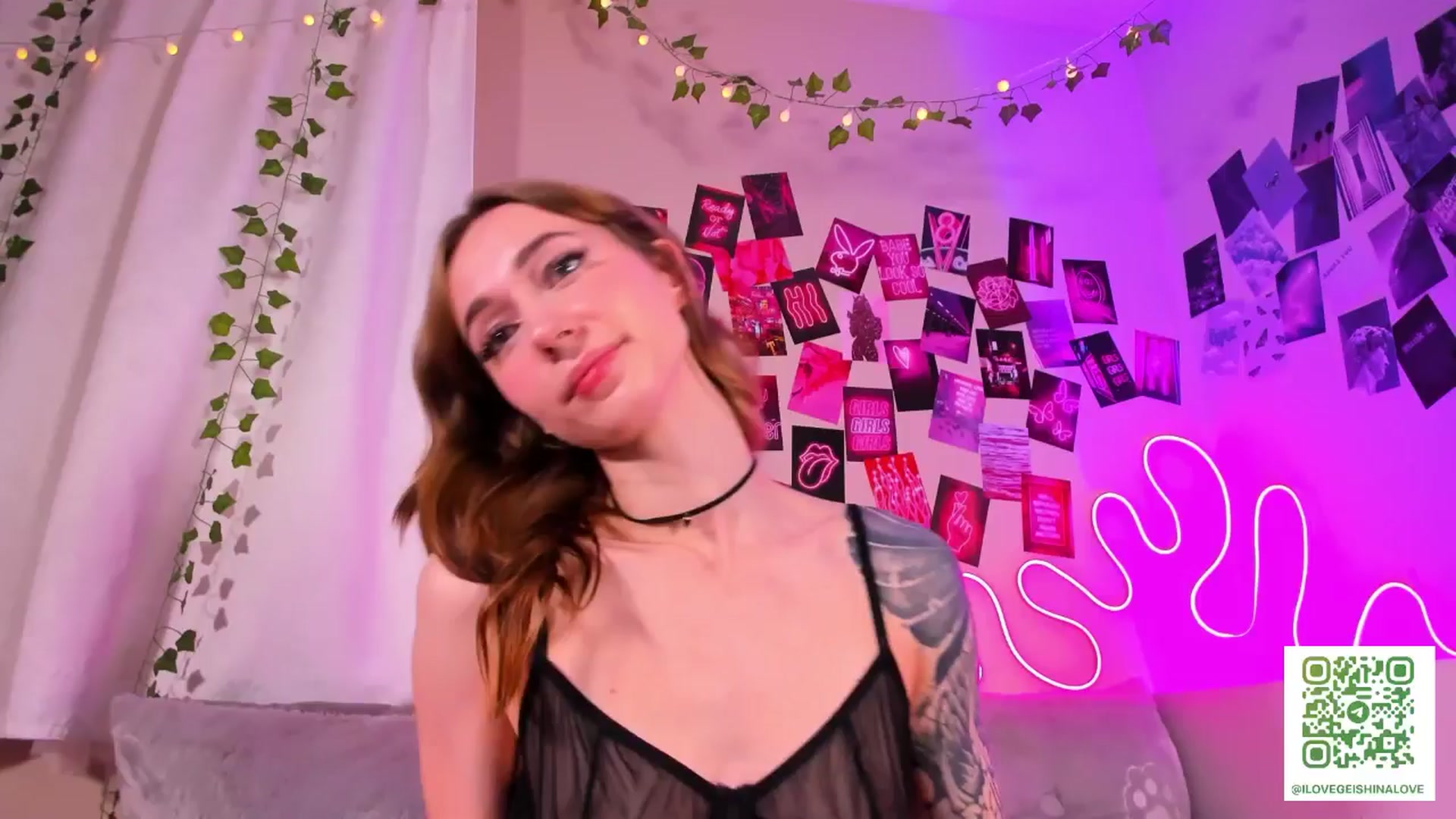 Gallery image thumbnail from SweetAlice666's myfreecams stream on, 11/27/2024, 08:33 image 18 of 20