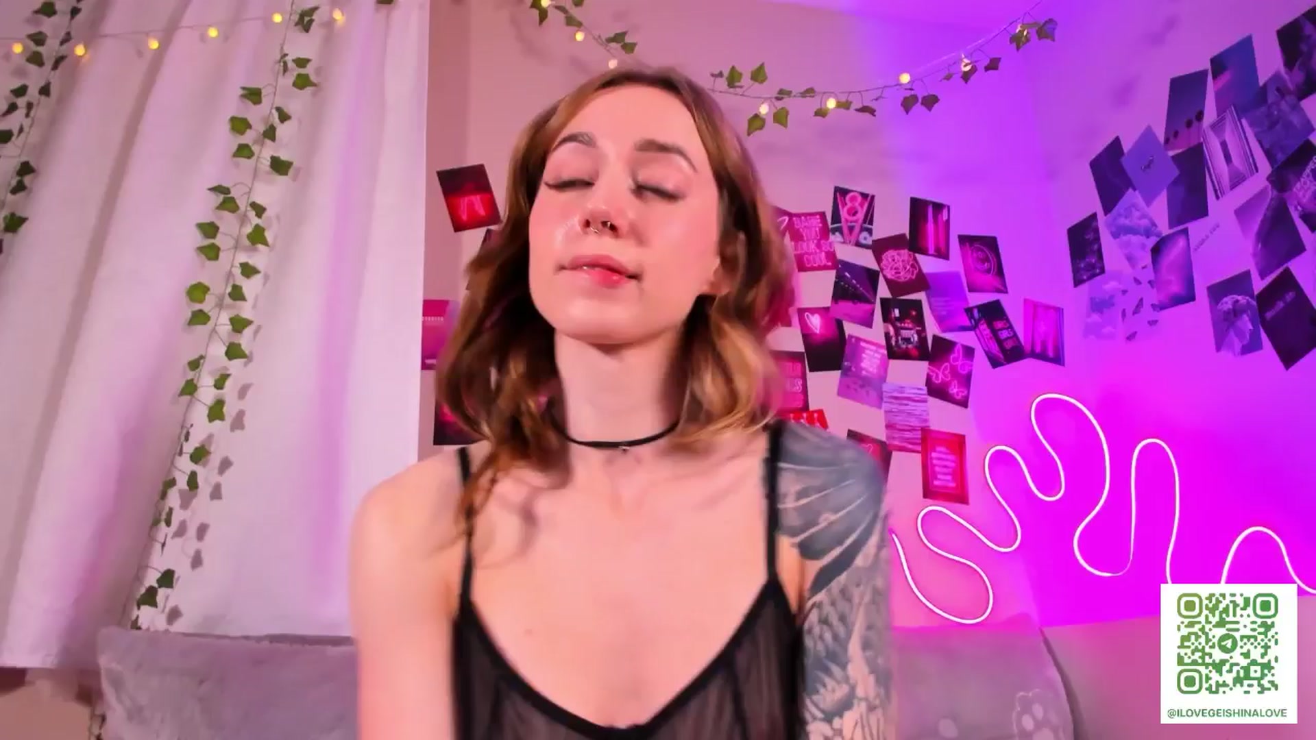 Gallery image thumbnail from SweetAlice666's myfreecams stream on, 11/27/2024, 08:33 image 16 of 20