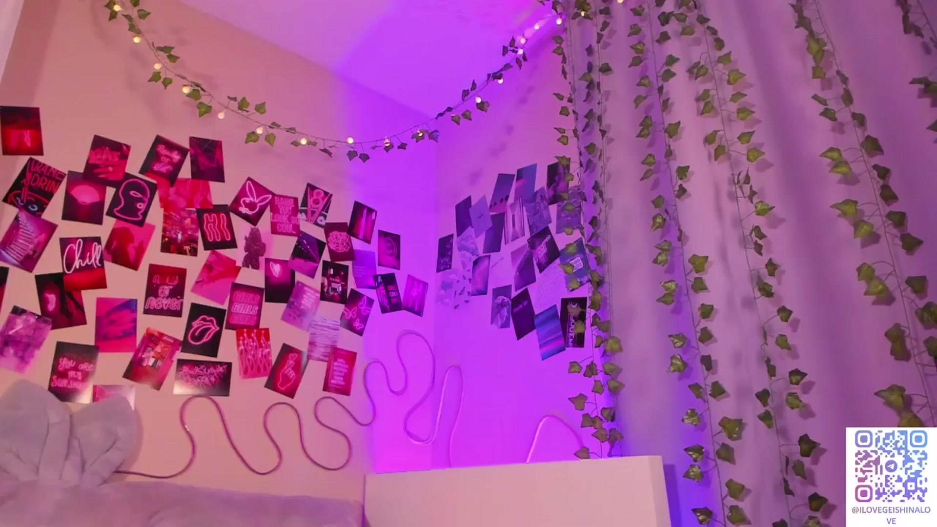 Gallery image thumbnail from SweetAlice666's myfreecams stream on, 01/30/2025, 12:52 image 10 of 20