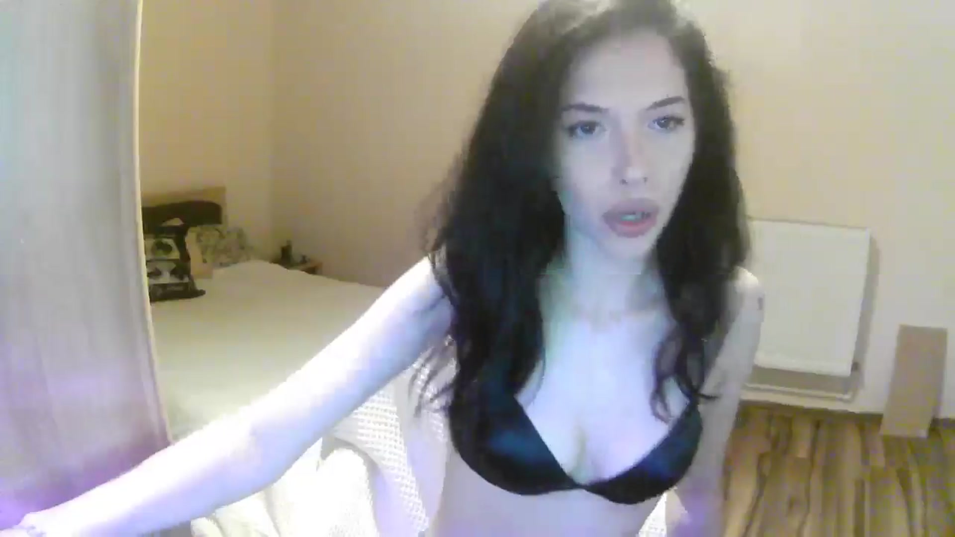 Gallery image thumbnail from SweetAngell's myfreecams stream on, 05/09/2026, 11:01 image 10 of 20