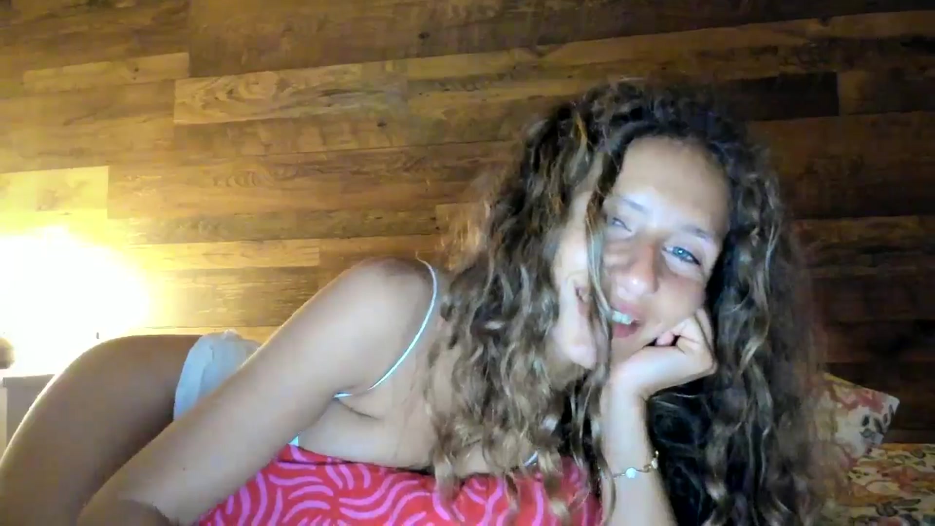 Gallery image thumbnail from SweetAngell18's myfreecams stream on, 01/21/2026, 24:40 image 20 of 20