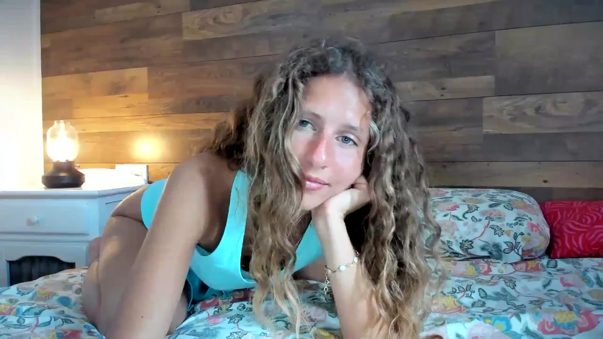 Gallery image thumbnail from SweetAngell18's myfreecams stream on, 01/26/2026, 17:21 image 18 of 20