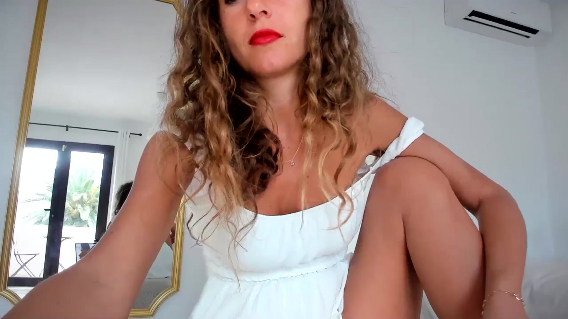 Gallery image thumbnail from SweetAngell18's myfreecams stream on, 02/04/2026, 10:03 image 6 of 20