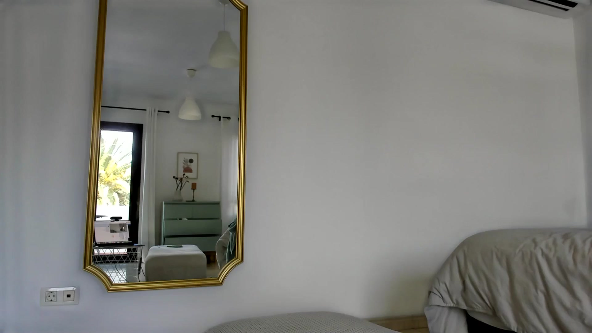 Gallery image thumbnail from SweetAngell18's myfreecams stream on, 02/04/2026, 15:53 image 13 of 20