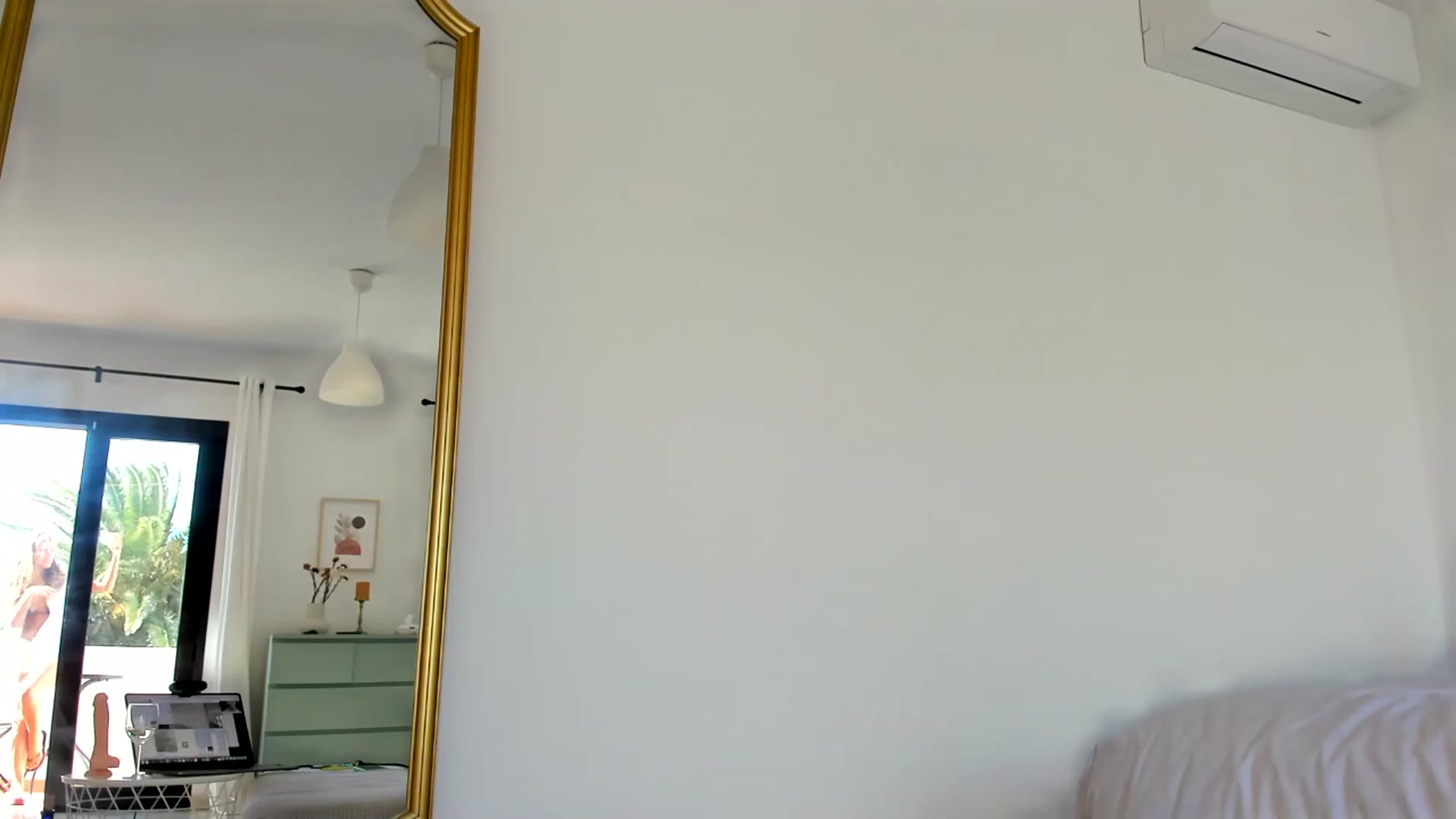 Gallery image thumbnail from SweetAngell18's myfreecams stream on, 02/06/2026, 12:32 image 5 of 20
