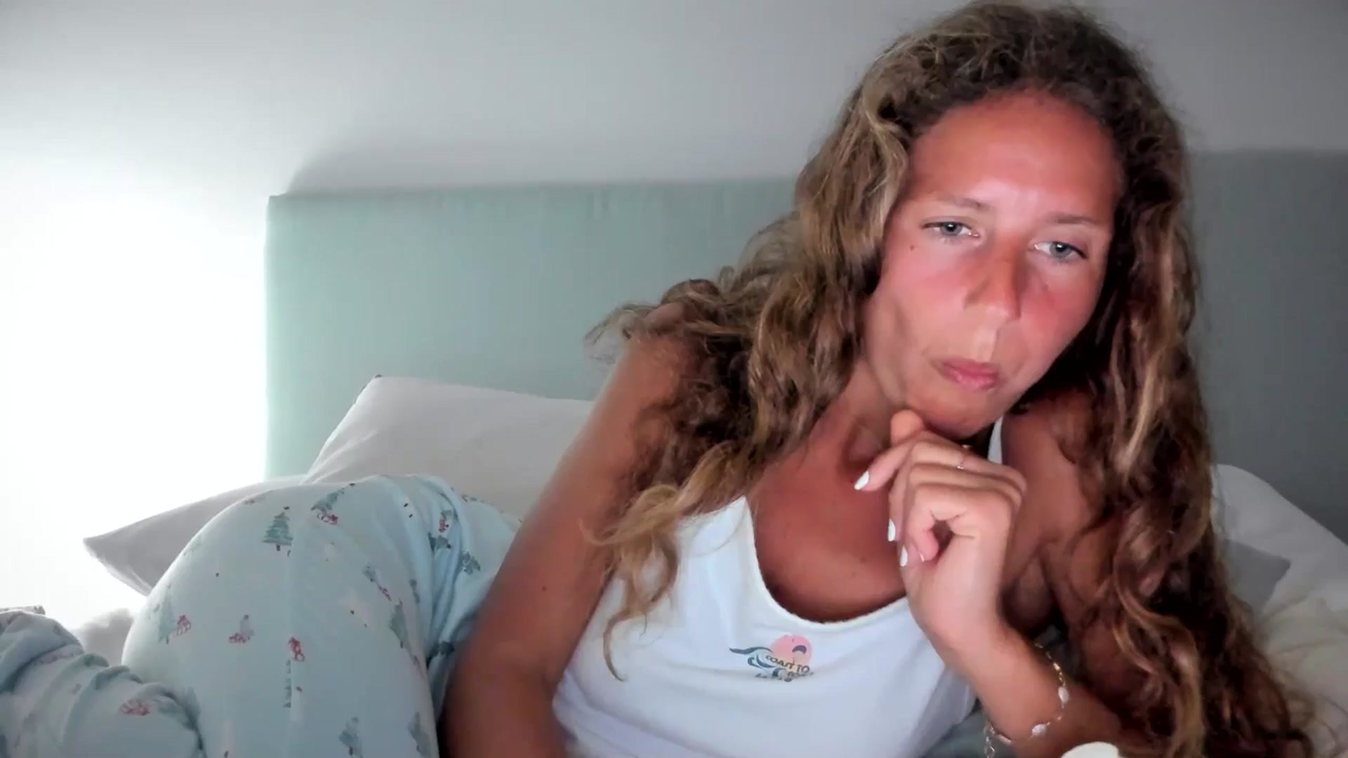 Gallery image thumbnail from SweetAngell18's myfreecams stream on, 02/18/2026, 22:38 image 1 of 20