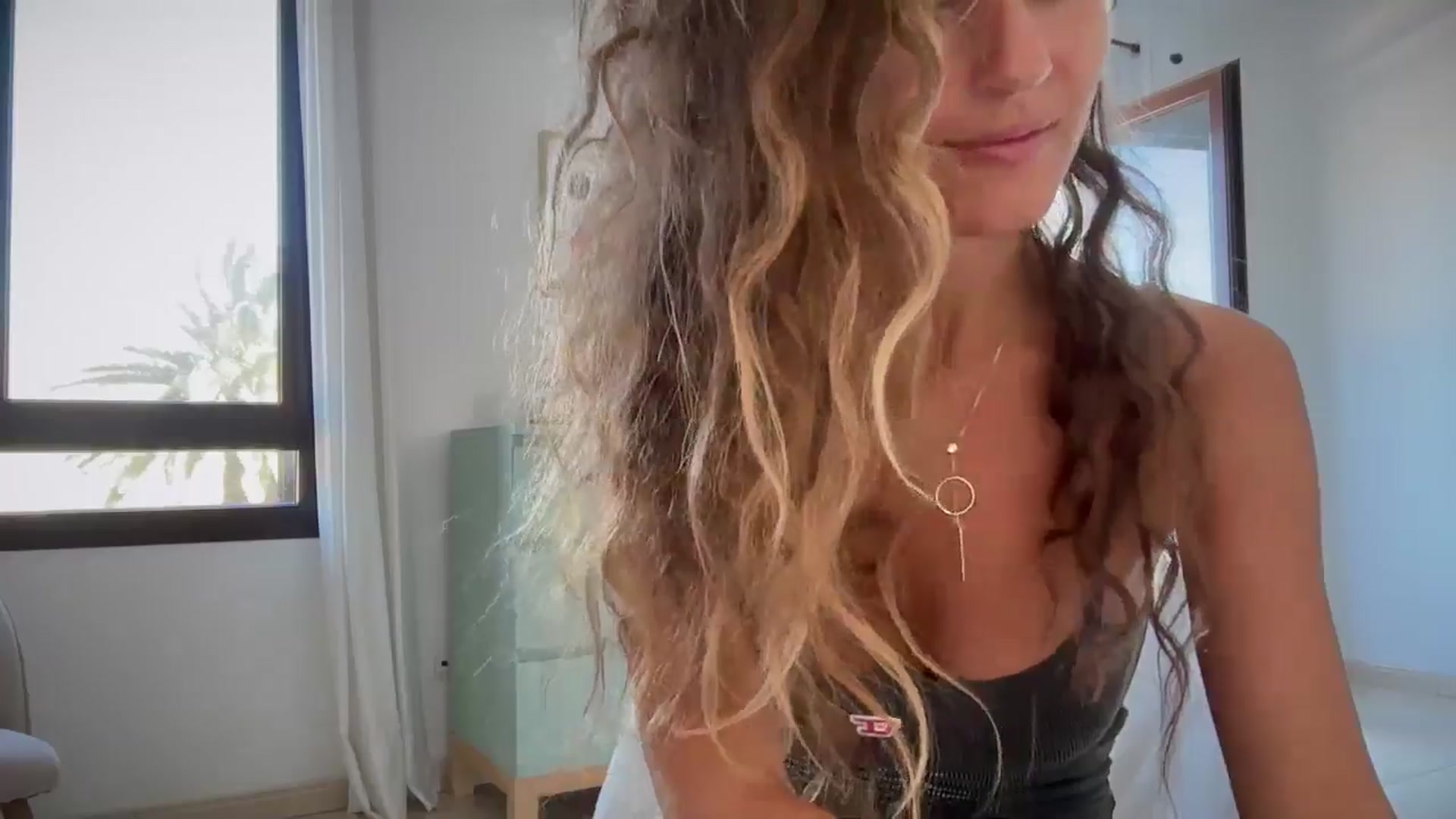 Gallery image thumbnail from SweetAngell18's myfreecams stream on, 02/19/2026, 15:25 image 11 of 20