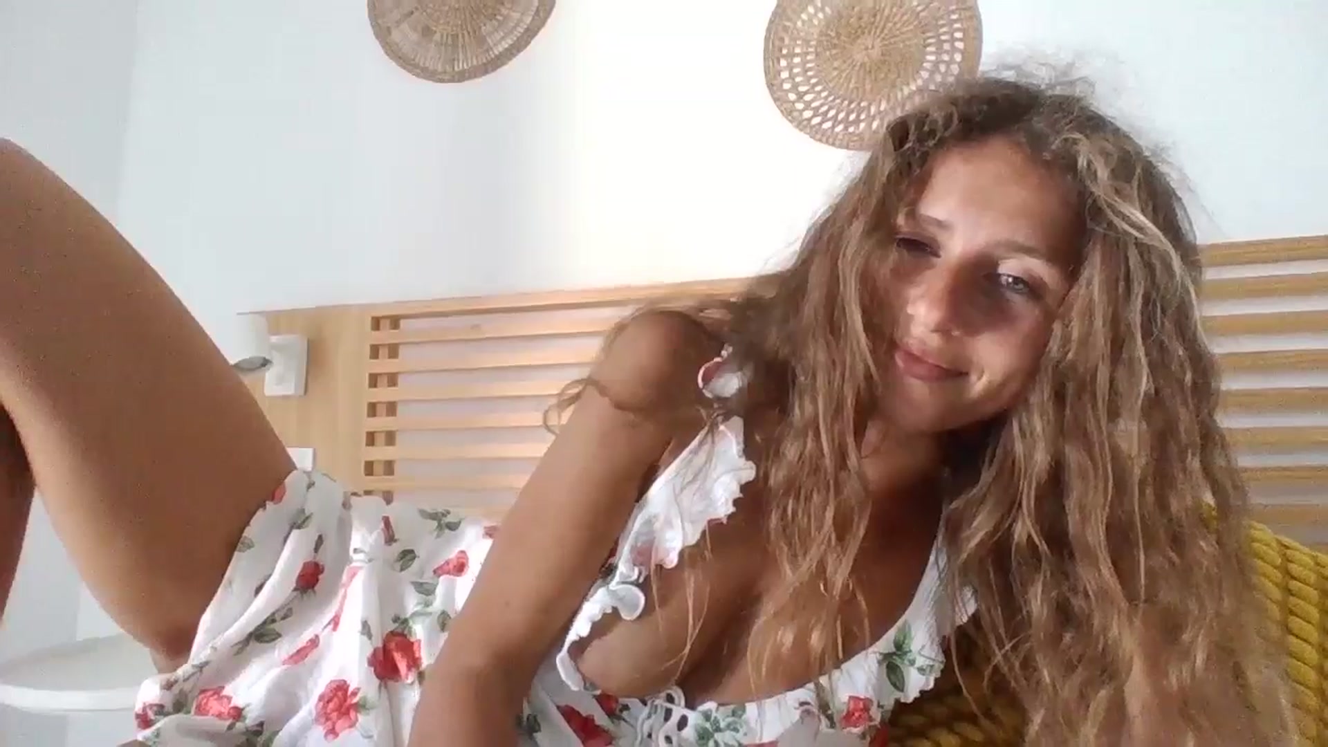 Gallery image thumbnail from SweetAngell18's myfreecams stream on, 02/28/2026, 17:39 image 17 of 20