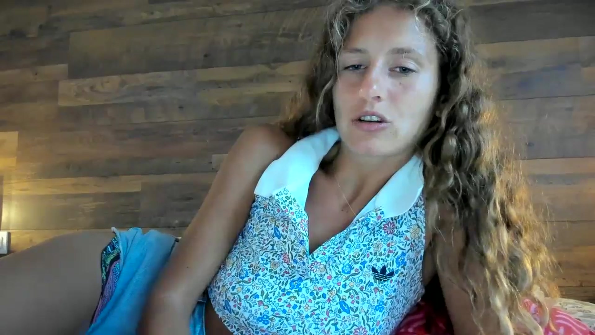 Gallery image thumbnail from SweetAngell18's myfreecams stream on, 03/21/2026, 17:59 image 15 of 20