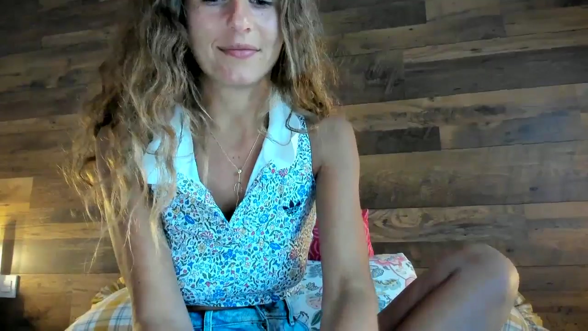 Gallery image thumbnail from SweetAngell18's myfreecams stream on, 03/21/2026, 17:59 image 6 of 20