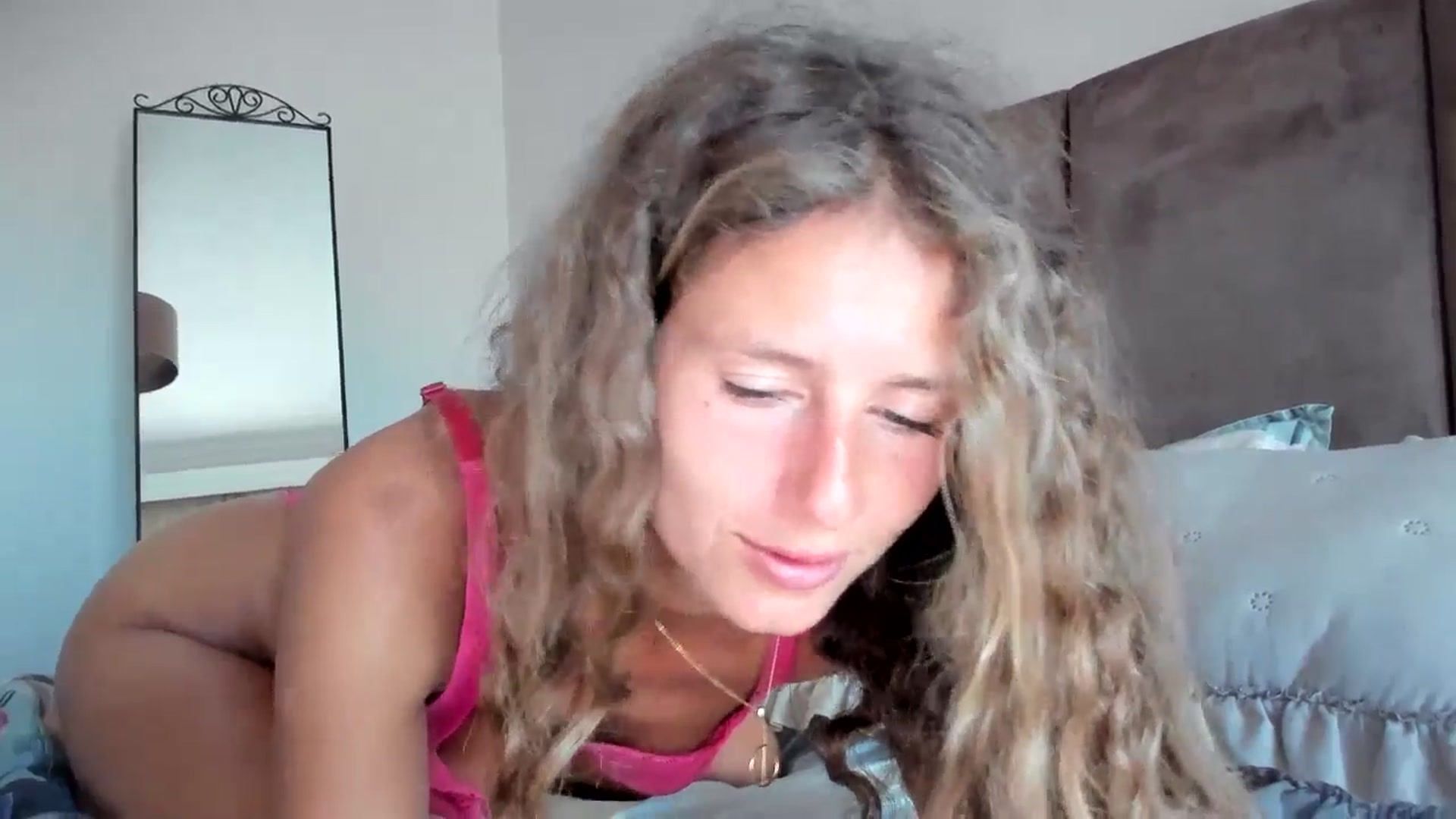 Gallery image thumbnail from SweetAngell18's myfreecams stream on, 04/27/2026, 06:30 image 6 of 20