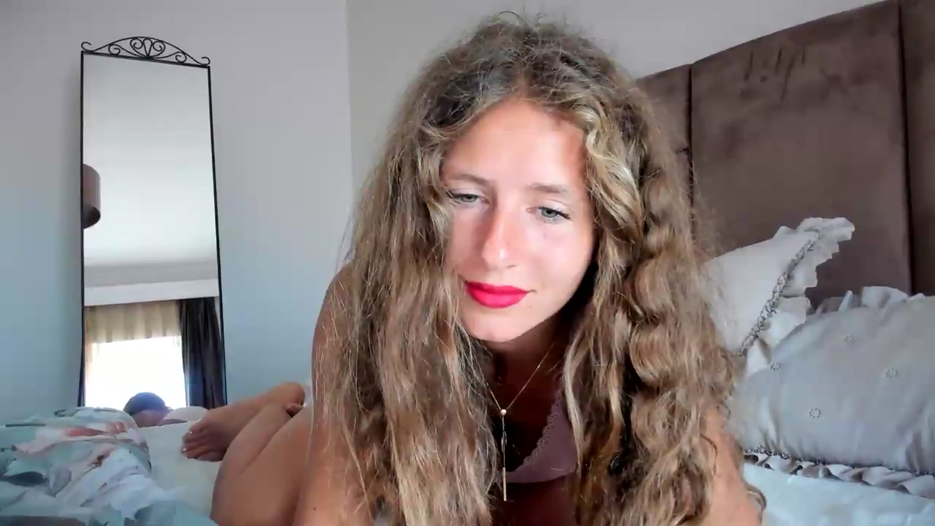Gallery image thumbnail from SweetAngell18's myfreecams stream on, 04/28/2026, 08:41 image 20 of 20