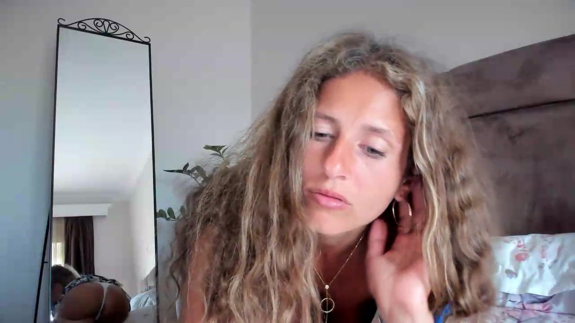 Gallery image thumbnail from SweetAngell18's myfreecams stream on, 06/03/2026, 15:18 image 14 of 20