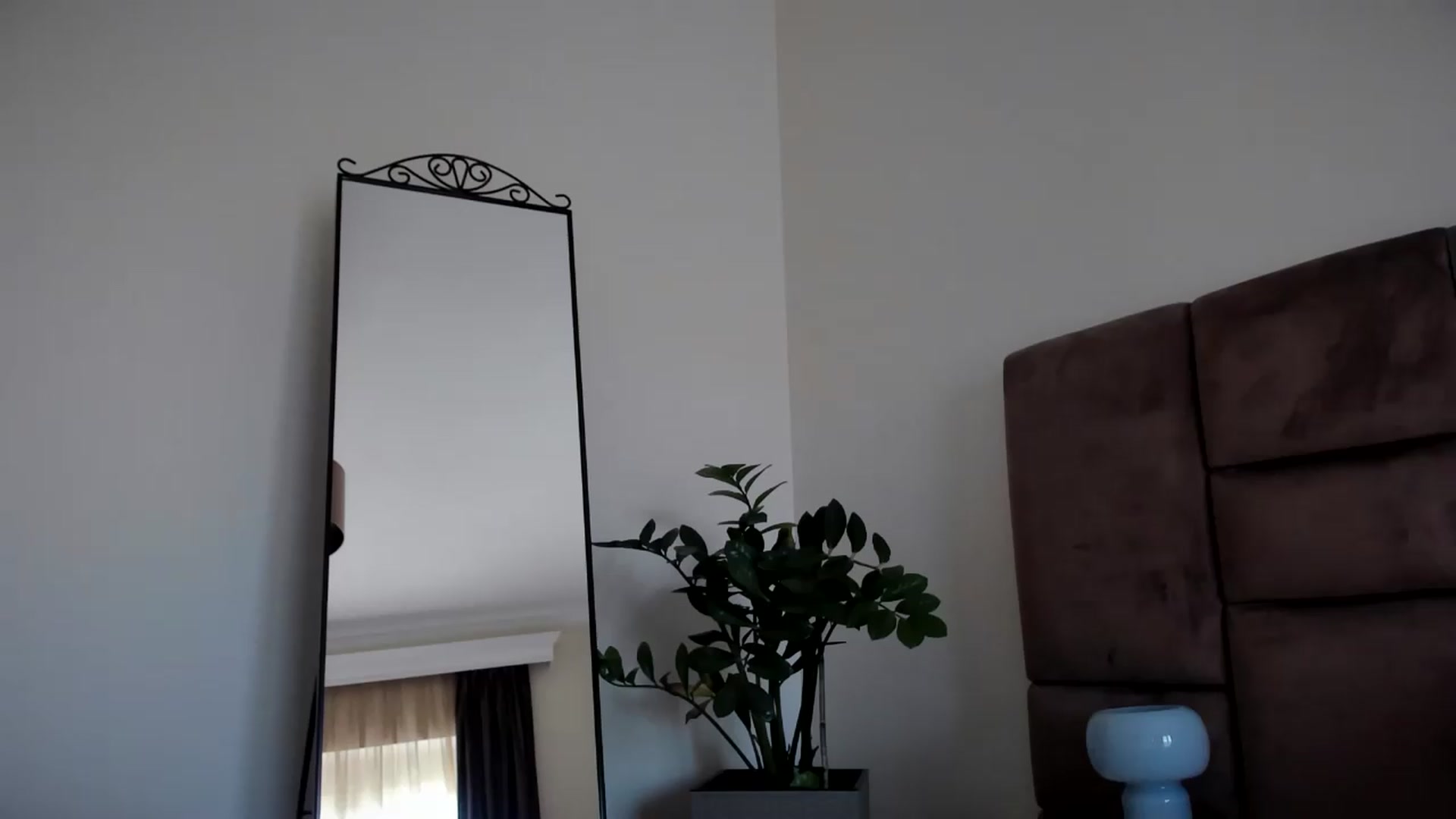 Gallery image thumbnail from SweetAngell18's myfreecams stream on, 06/08/2026, 16:02 image 9 of 20
