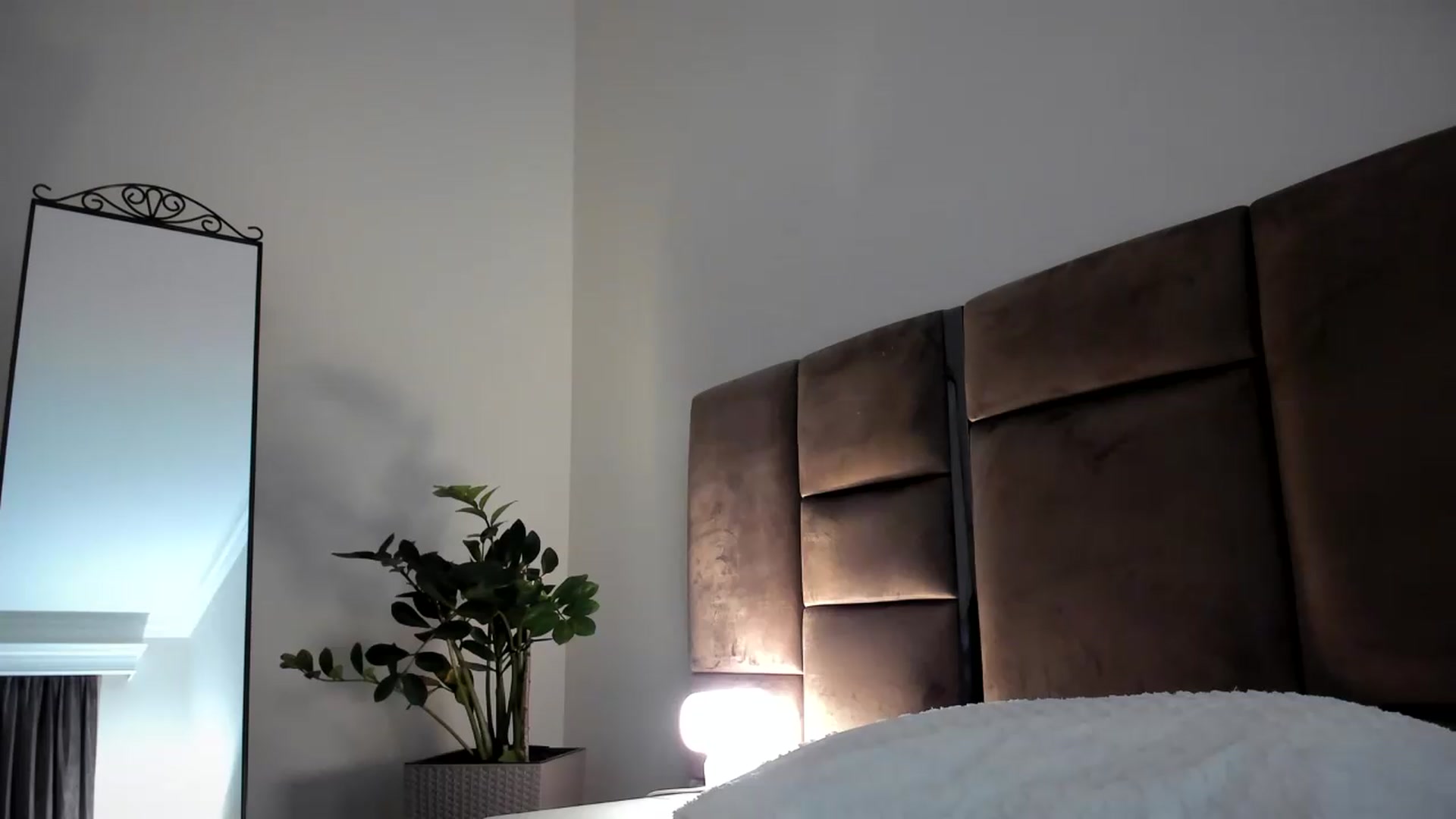 Gallery image thumbnail from SweetAngell18's myfreecams stream on, 06/11/2026, 15:45 image 7 of 20