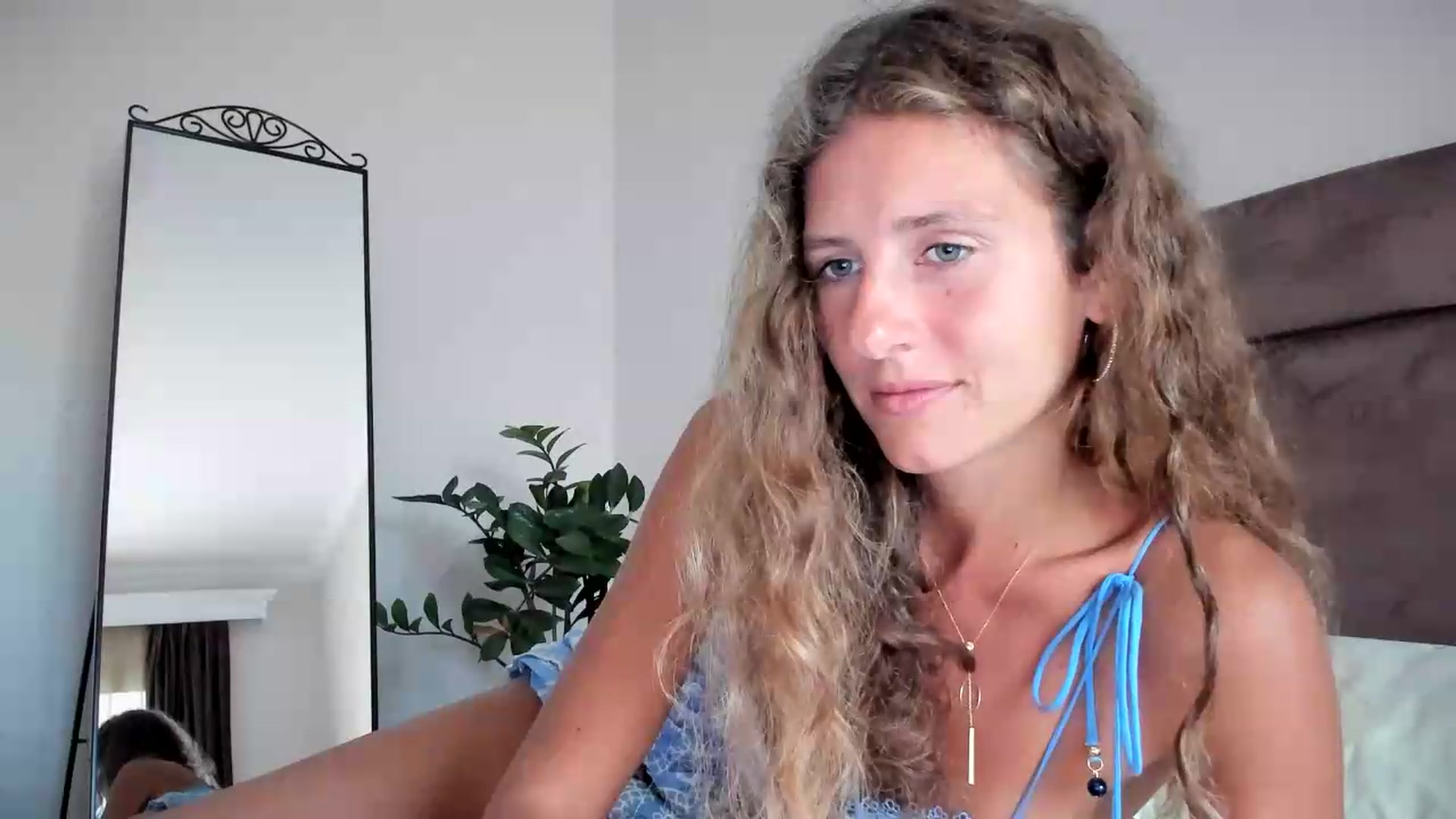 Gallery image thumbnail from SweetAngell18's myfreecams stream on, 06/13/2026, 09:39 image 13 of 20