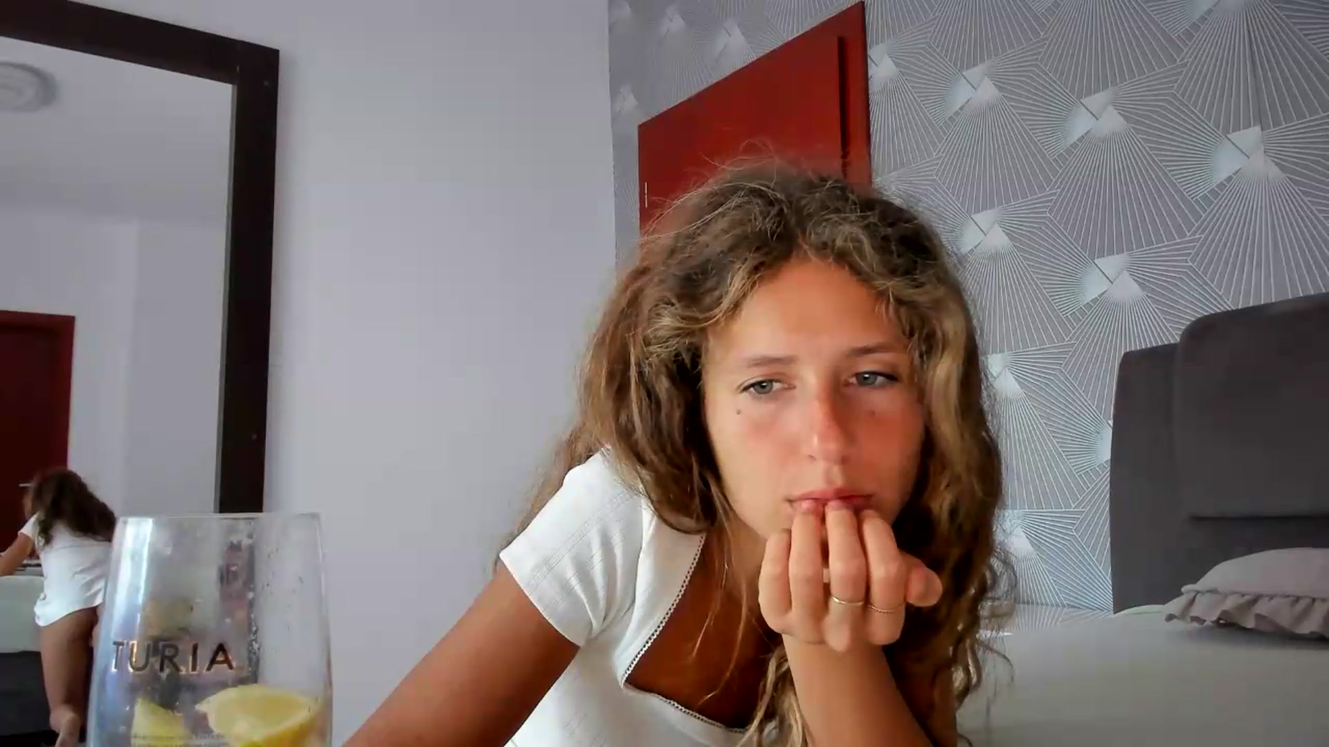 Gallery image thumbnail from SweetAngell18's myfreecams stream on, 06/20/2026, 09:40 image 5 of 20