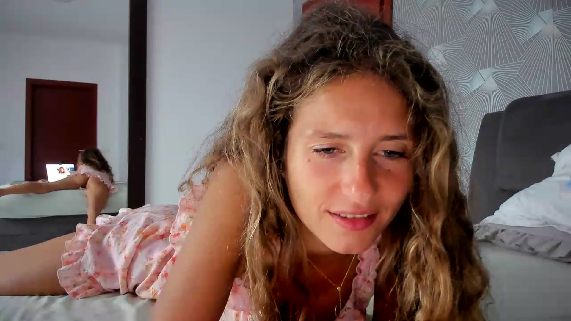 Gallery image thumbnail from SweetAngell18's myfreecams stream on, 06/20/2026, 12:57 image 11 of 20