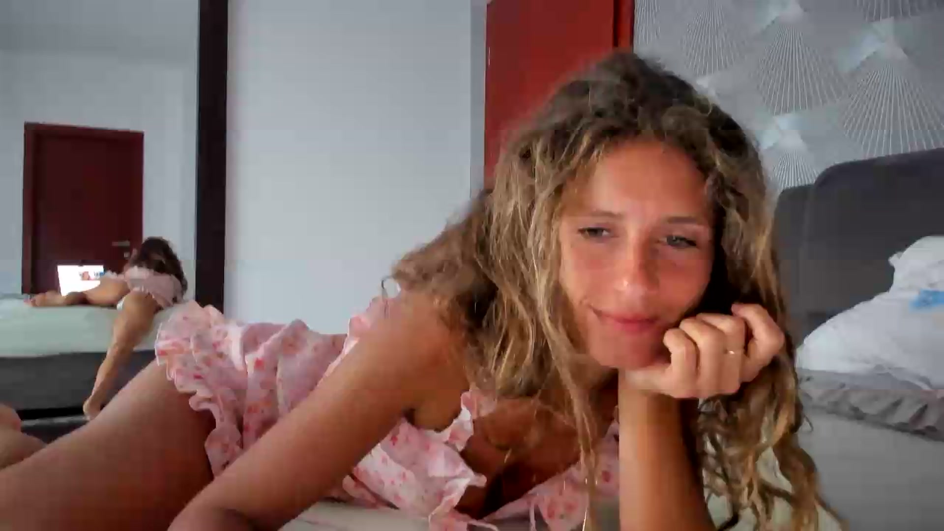 Gallery image thumbnail from SweetAngell18's myfreecams stream on, 06/20/2026, 12:57 image 1 of 20