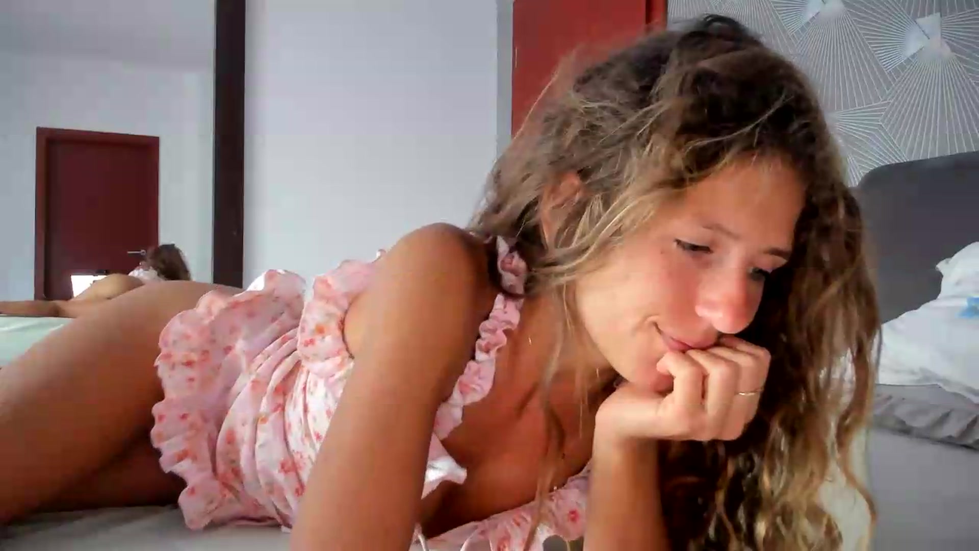 Gallery image thumbnail from SweetAngell18's myfreecams stream on, 06/20/2026, 12:57 image 5 of 20
