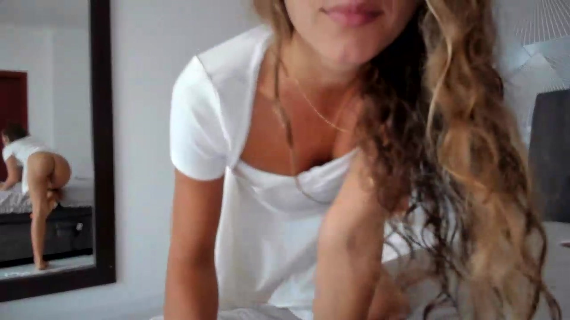 Gallery image thumbnail from SweetAngell18's myfreecams stream on, 06/22/2026, 14:17 image 20 of 20