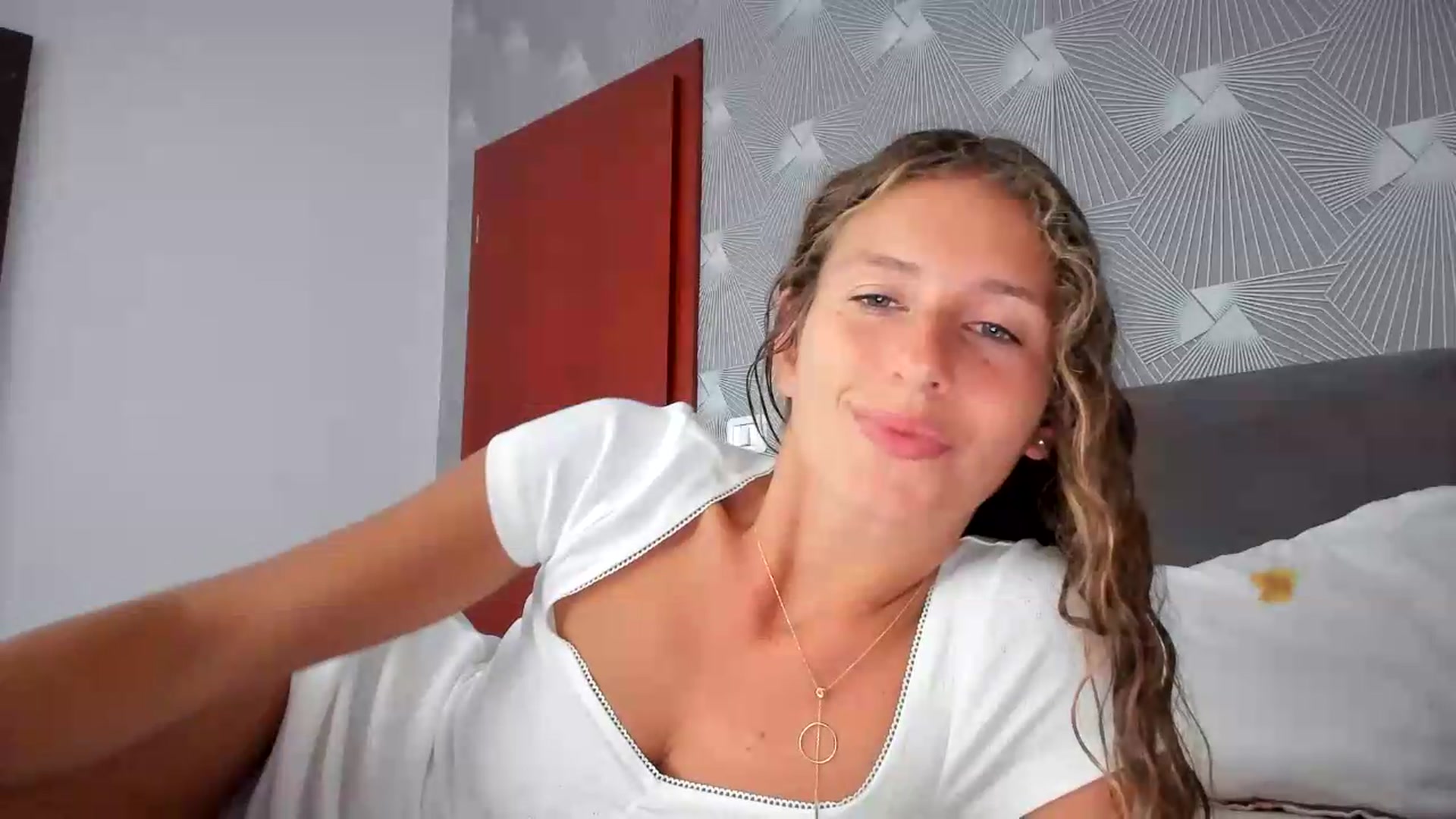 Gallery image thumbnail from SweetAngell18's myfreecams stream on, 06/22/2026, 14:17 image 9 of 20