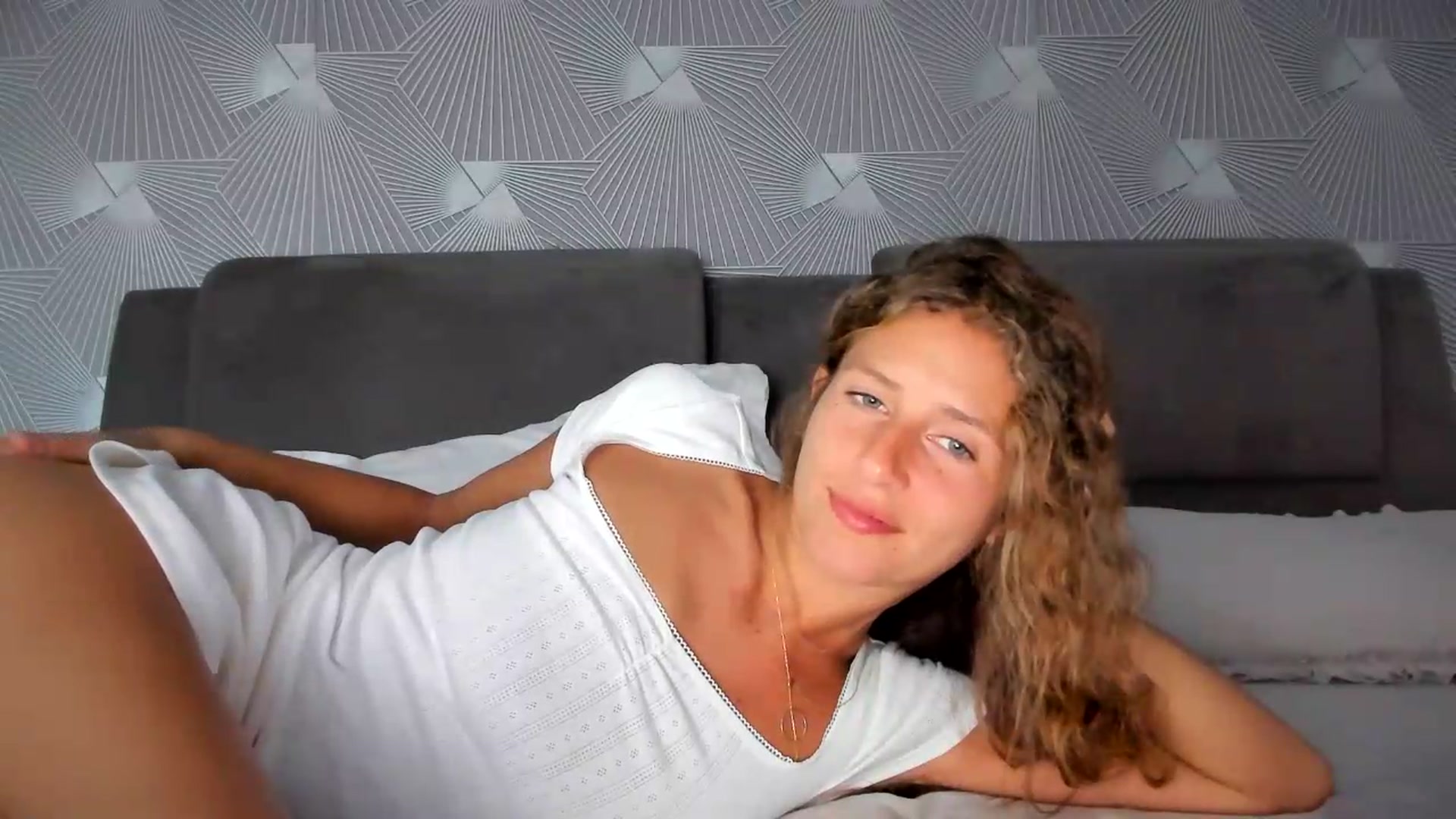 Gallery image thumbnail from SweetAngell18's myfreecams stream on, 06/22/2026, 15:12 image 12 of 20