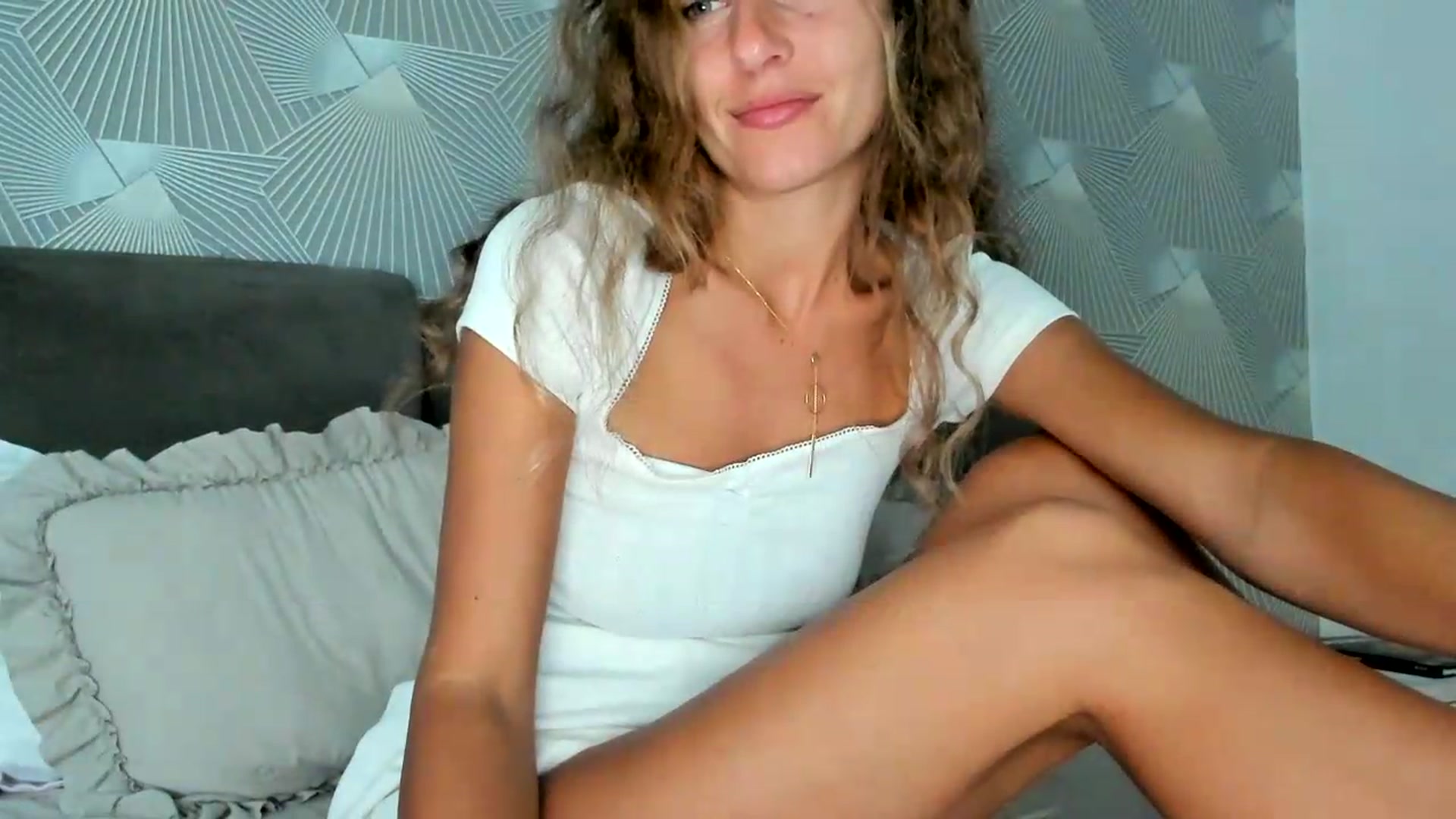 Gallery image thumbnail from SweetAngell18's myfreecams stream on, 06/22/2026, 15:12 image 20 of 20