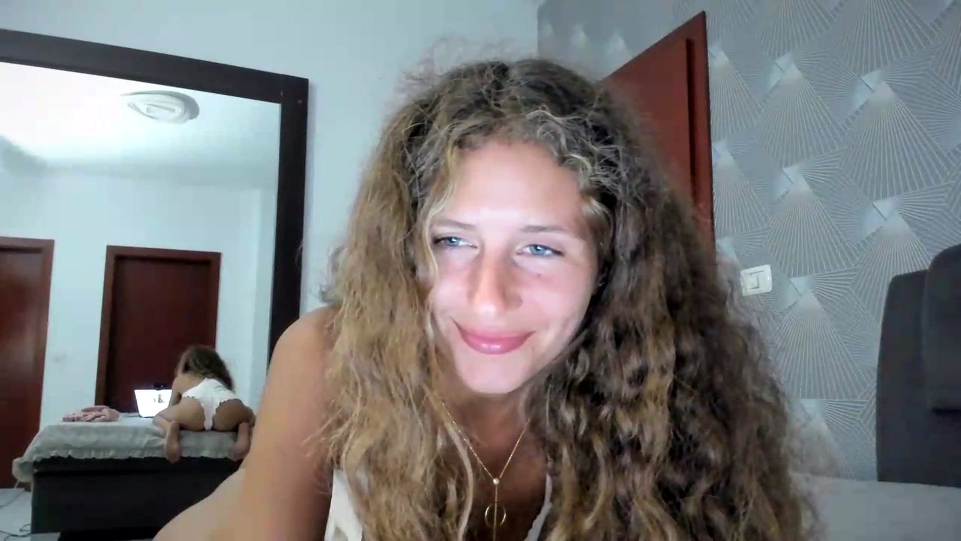 Gallery image thumbnail from SweetAngell18's myfreecams stream on, 06/22/2026, 17:56 image 9 of 20