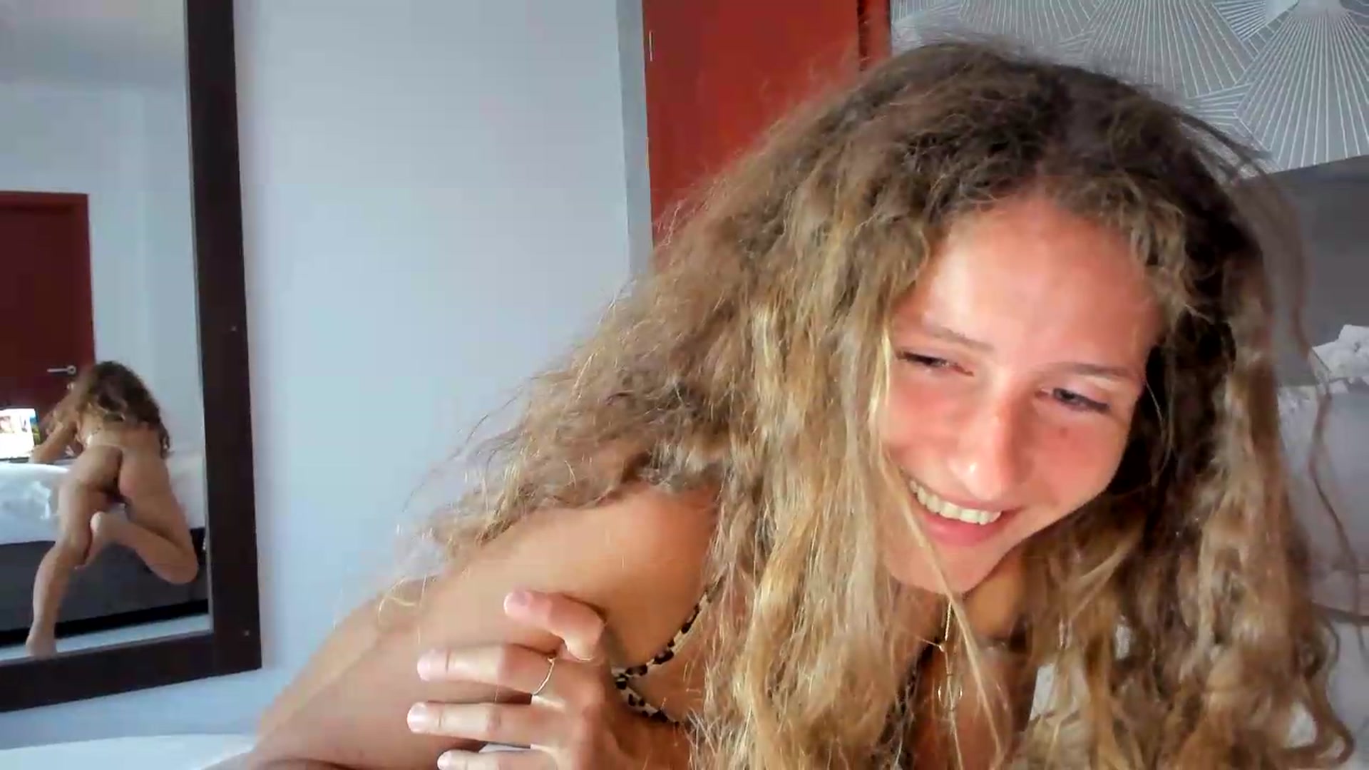 Gallery image thumbnail from SweetAngell18's myfreecams stream on, 06/24/2026, 10:09 image 16 of 20
