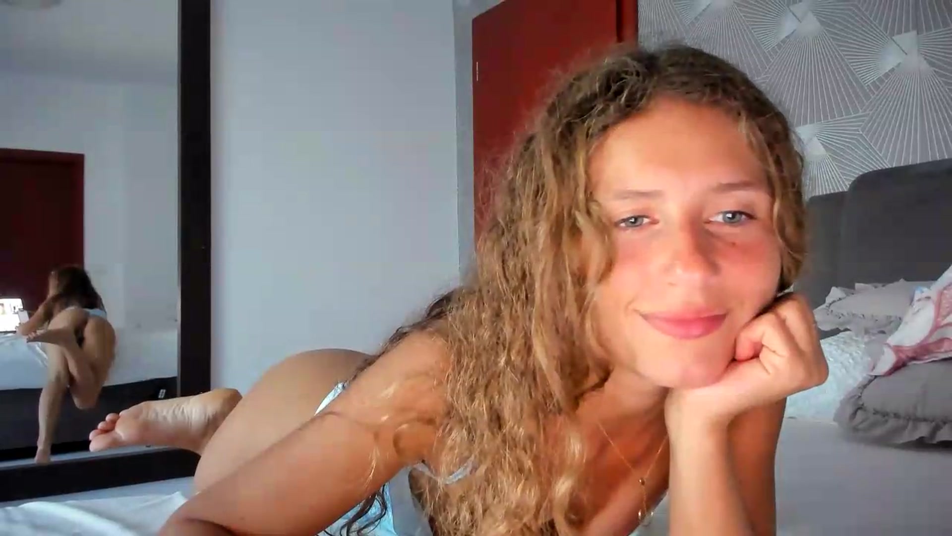 Gallery image thumbnail from SweetAngell18's myfreecams stream on, 06/24/2026, 13:28 image 19 of 20