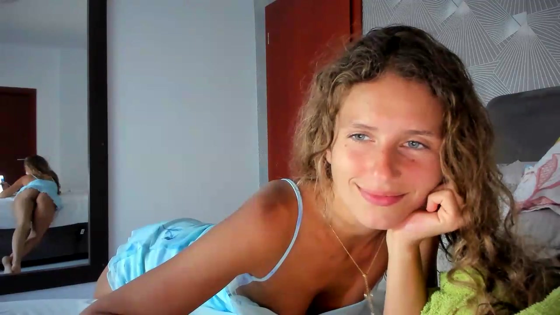 Gallery image thumbnail from SweetAngell18's myfreecams stream on, 06/24/2026, 13:28 image 2 of 20