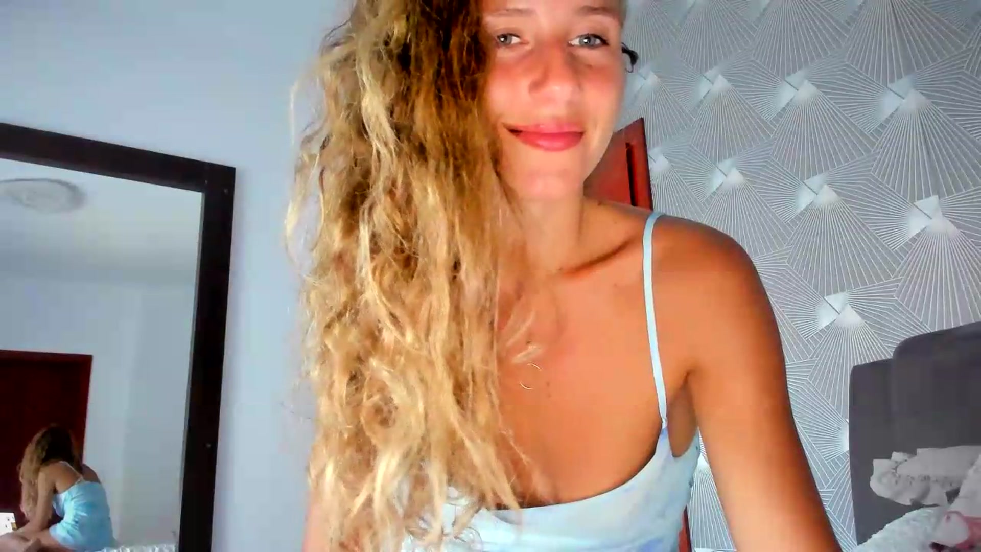 Gallery image thumbnail from SweetAngell18's myfreecams stream on, 06/24/2026, 14:28 image 8 of 20