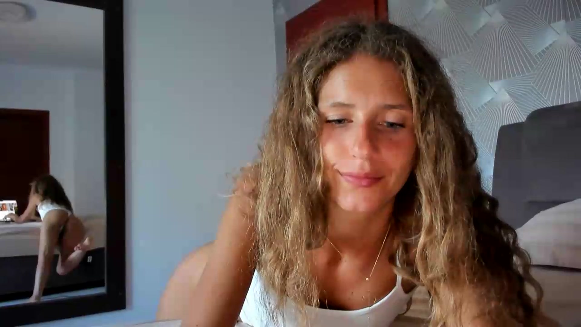Gallery image thumbnail from SweetAngell18's myfreecams stream on, 06/25/2026, 12:05 image 5 of 20