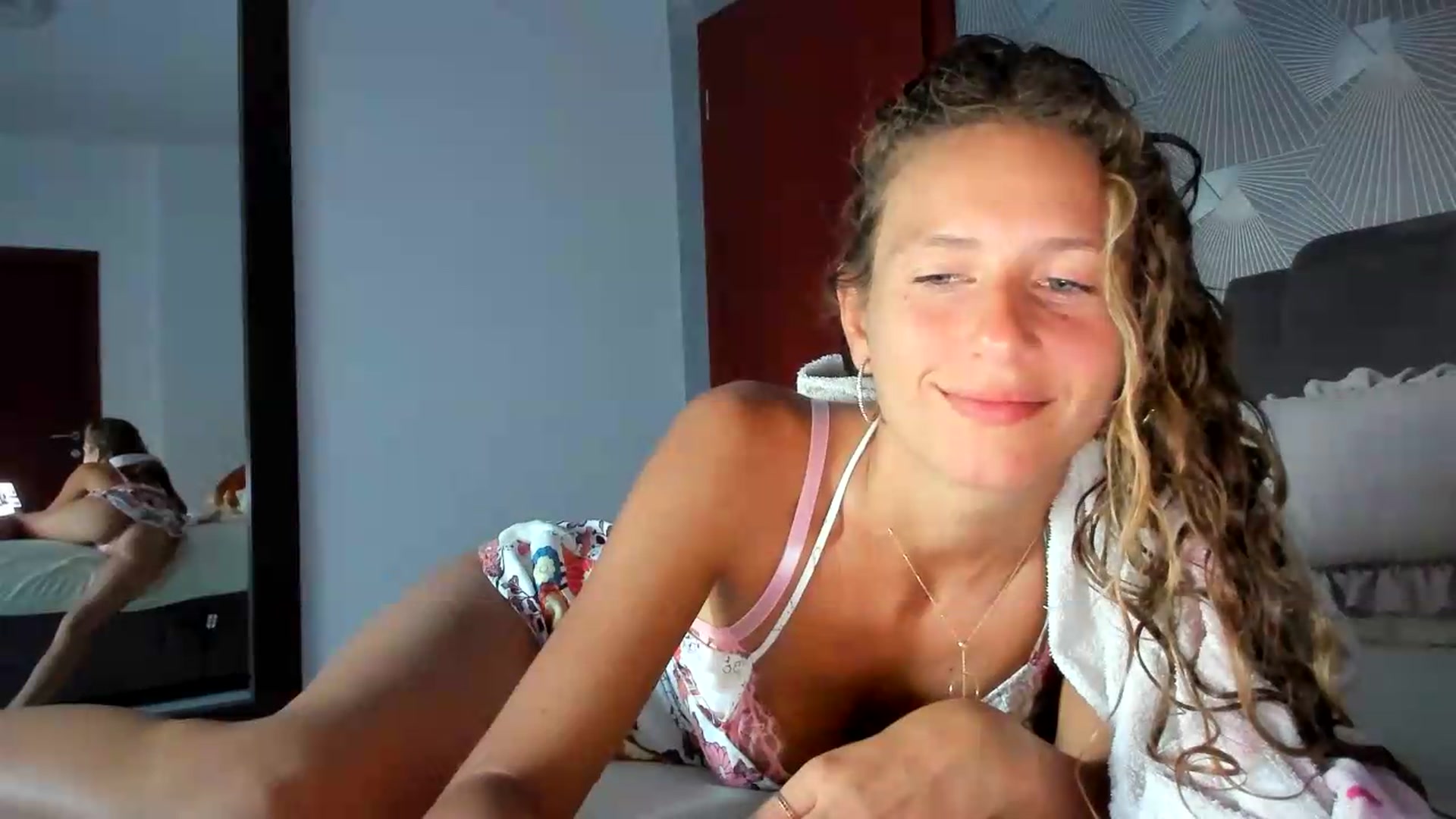 Gallery image thumbnail from SweetAngell18's myfreecams stream on, 06/26/2026, 18:05 image 5 of 20