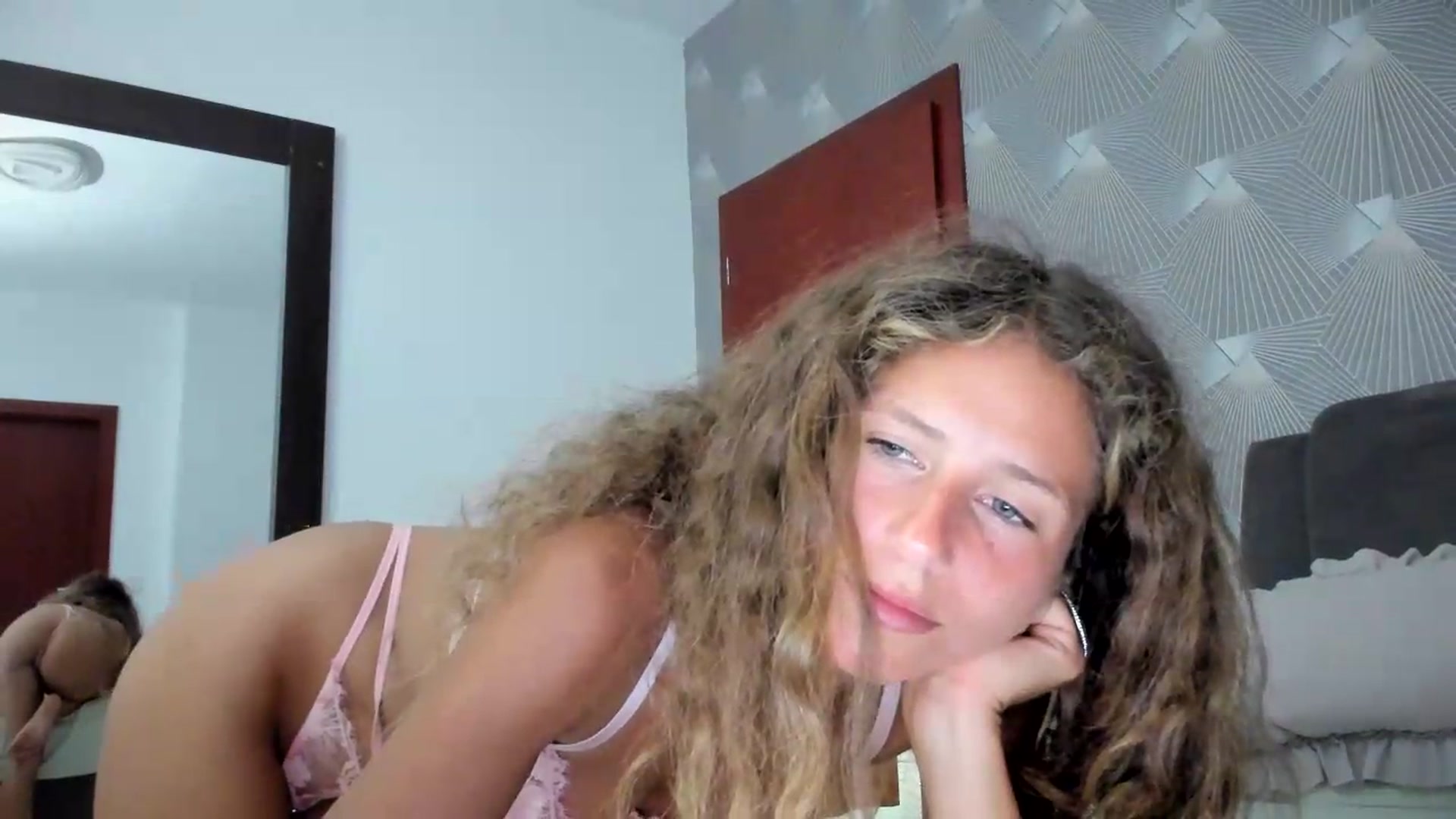 Gallery image thumbnail from SweetAngell18's myfreecams stream on, 06/26/2026, 21:15 image 12 of 20