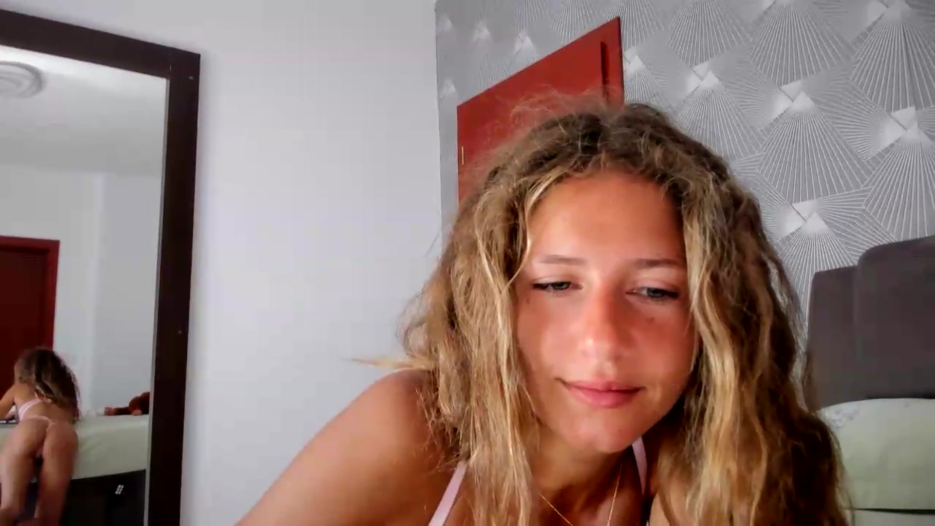 Gallery image thumbnail from SweetAngell18's myfreecams stream on, 06/27/2026, 08:01 image 2 of 20