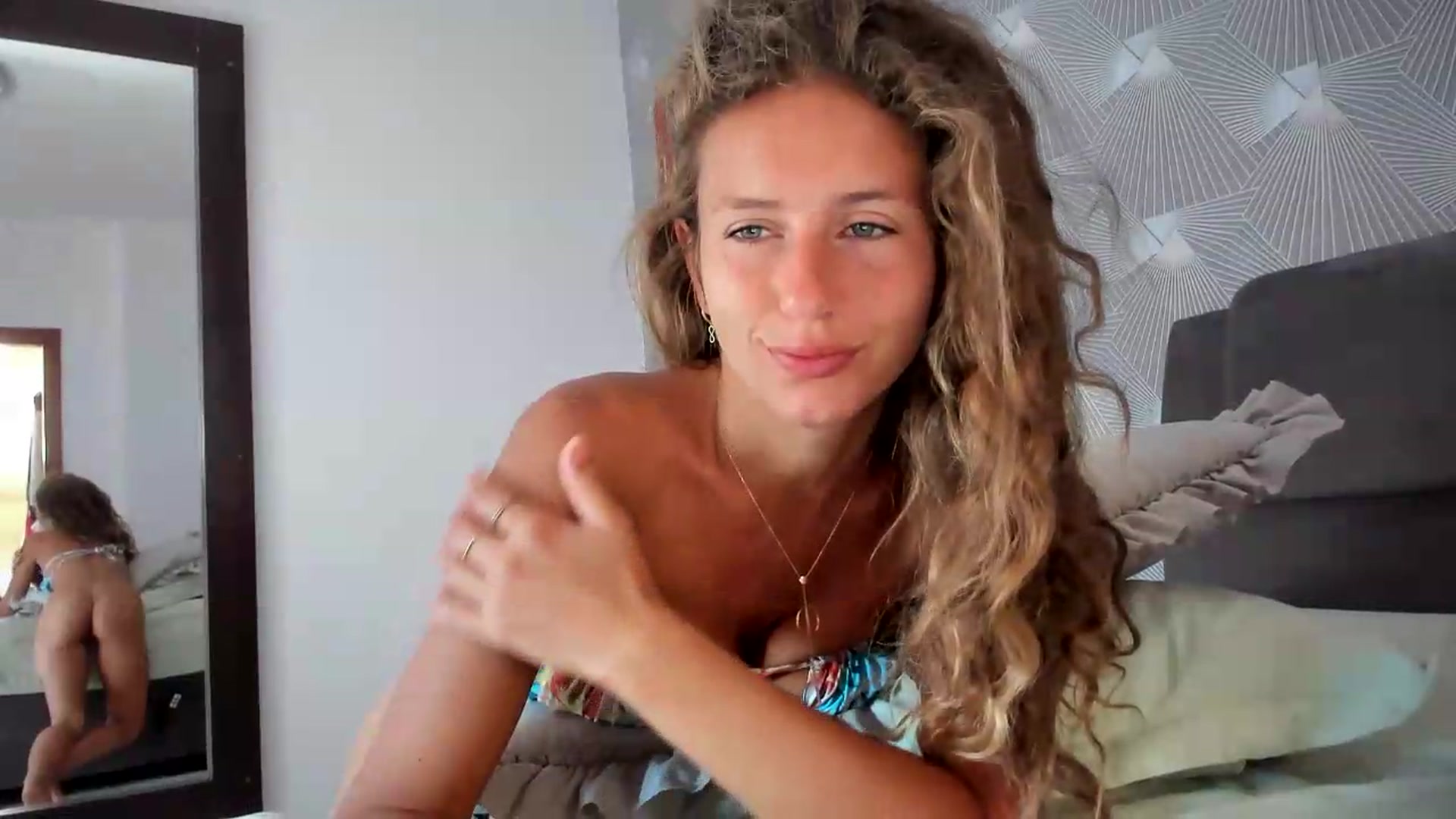 Gallery image thumbnail from SweetAngell18's myfreecams stream on, 06/28/2026, 07:02 image 11 of 20