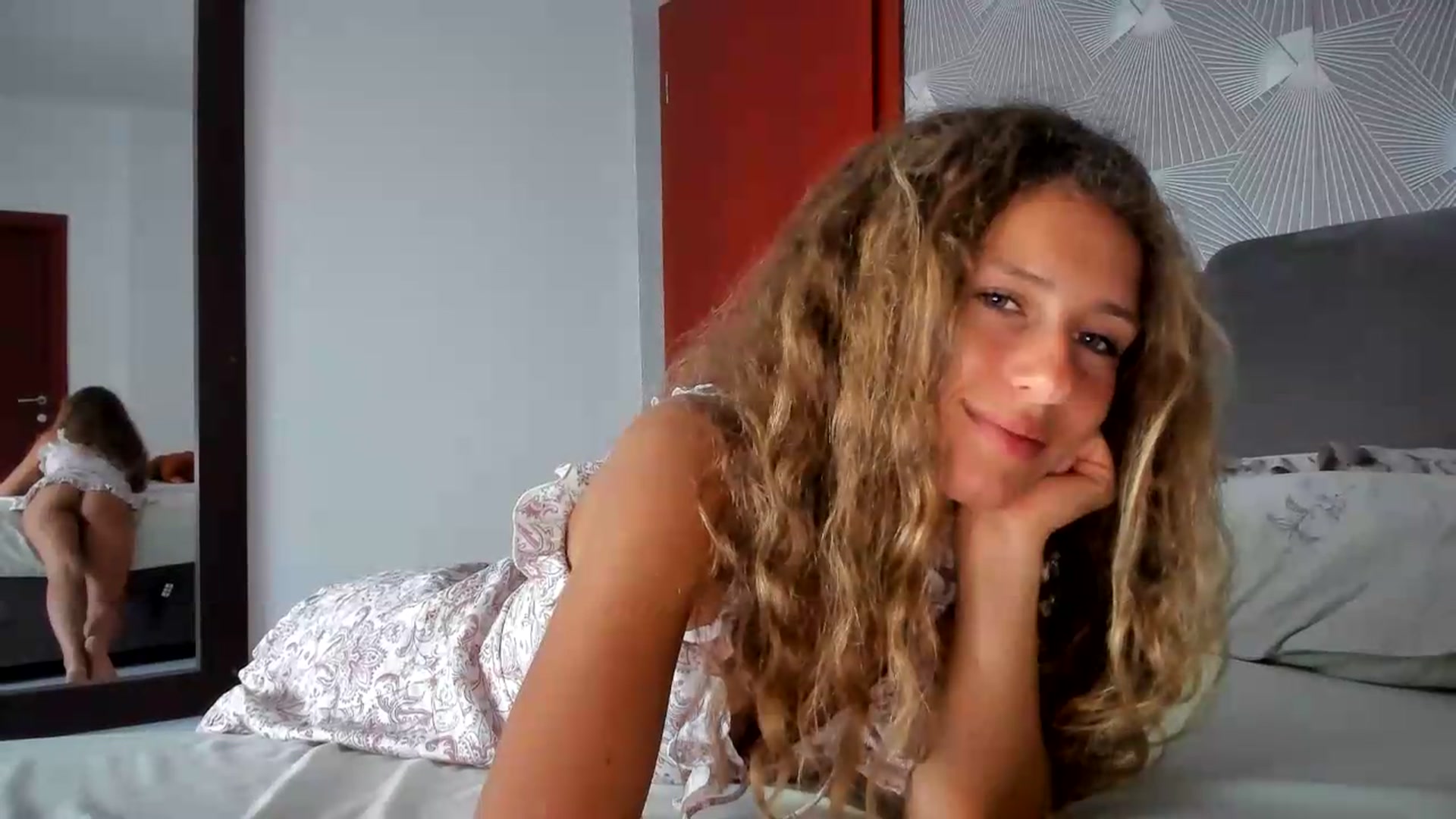 Gallery image thumbnail from SweetAngell18's myfreecams stream on, 06/28/2026, 13:00 image 5 of 20
