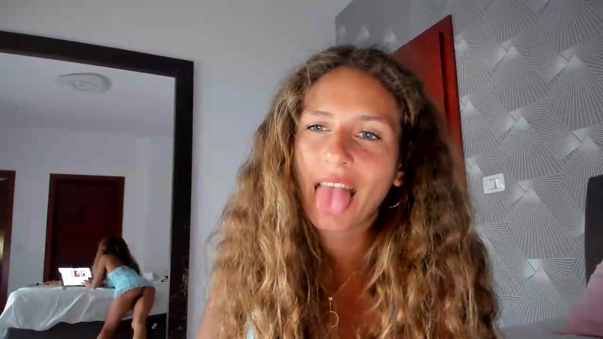 Gallery image thumbnail from SweetAngell18's myfreecams stream on, 06/29/2026, 15:08 image 2 of 20