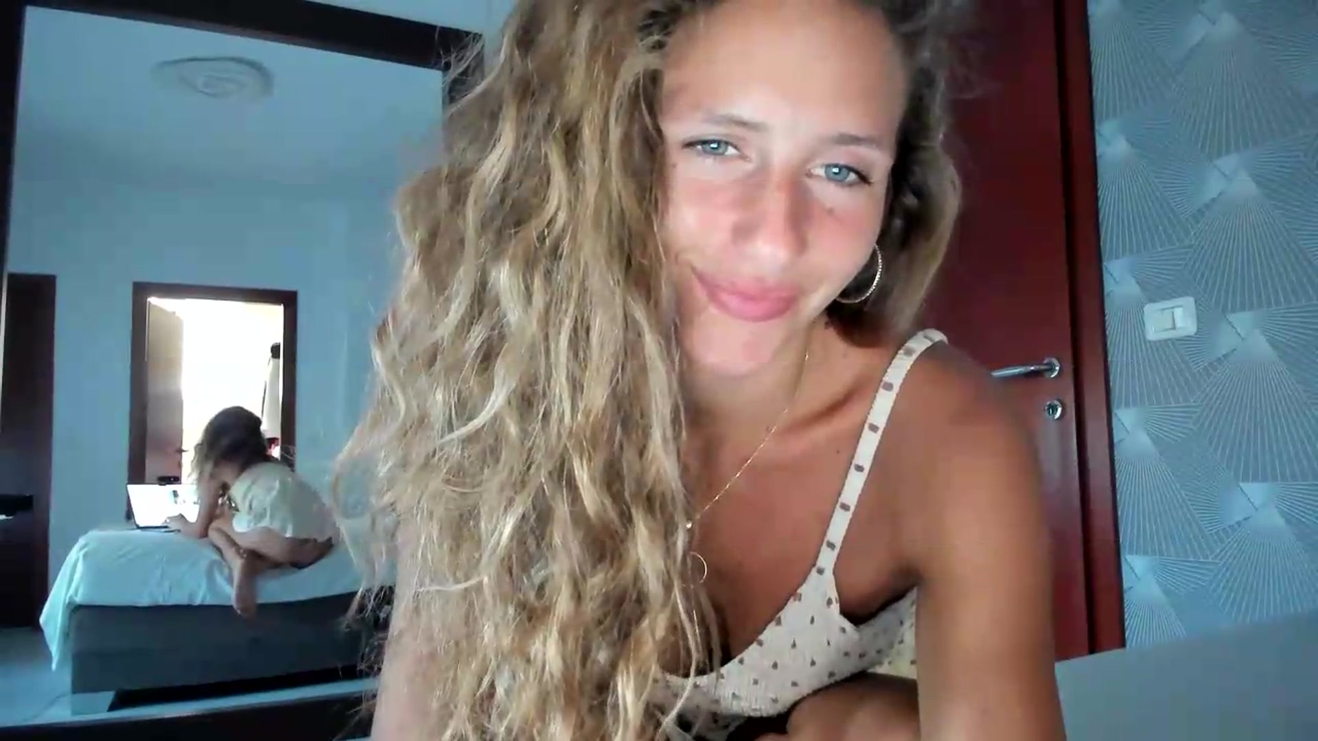 Gallery image thumbnail from SweetAngell18's myfreecams stream on, 06/29/2026, 16:10 image 20 of 20