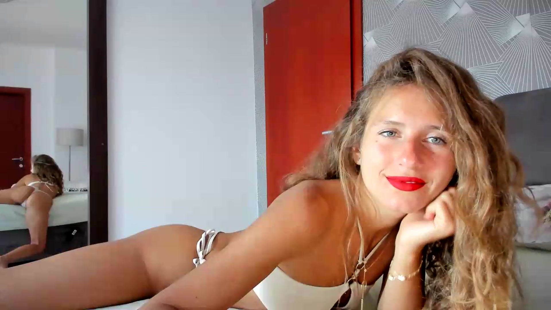 Gallery image thumbnail from SweetAngell18's myfreecams stream on, 07/04/2026, 09:07 image 4 of 20