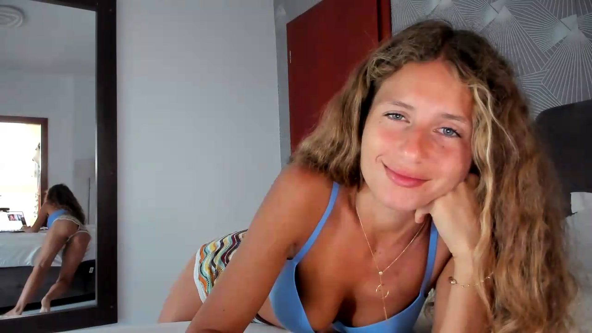 Gallery image thumbnail from SweetAngell18's myfreecams stream on, 07/06/2026, 14:44 image 16 of 20