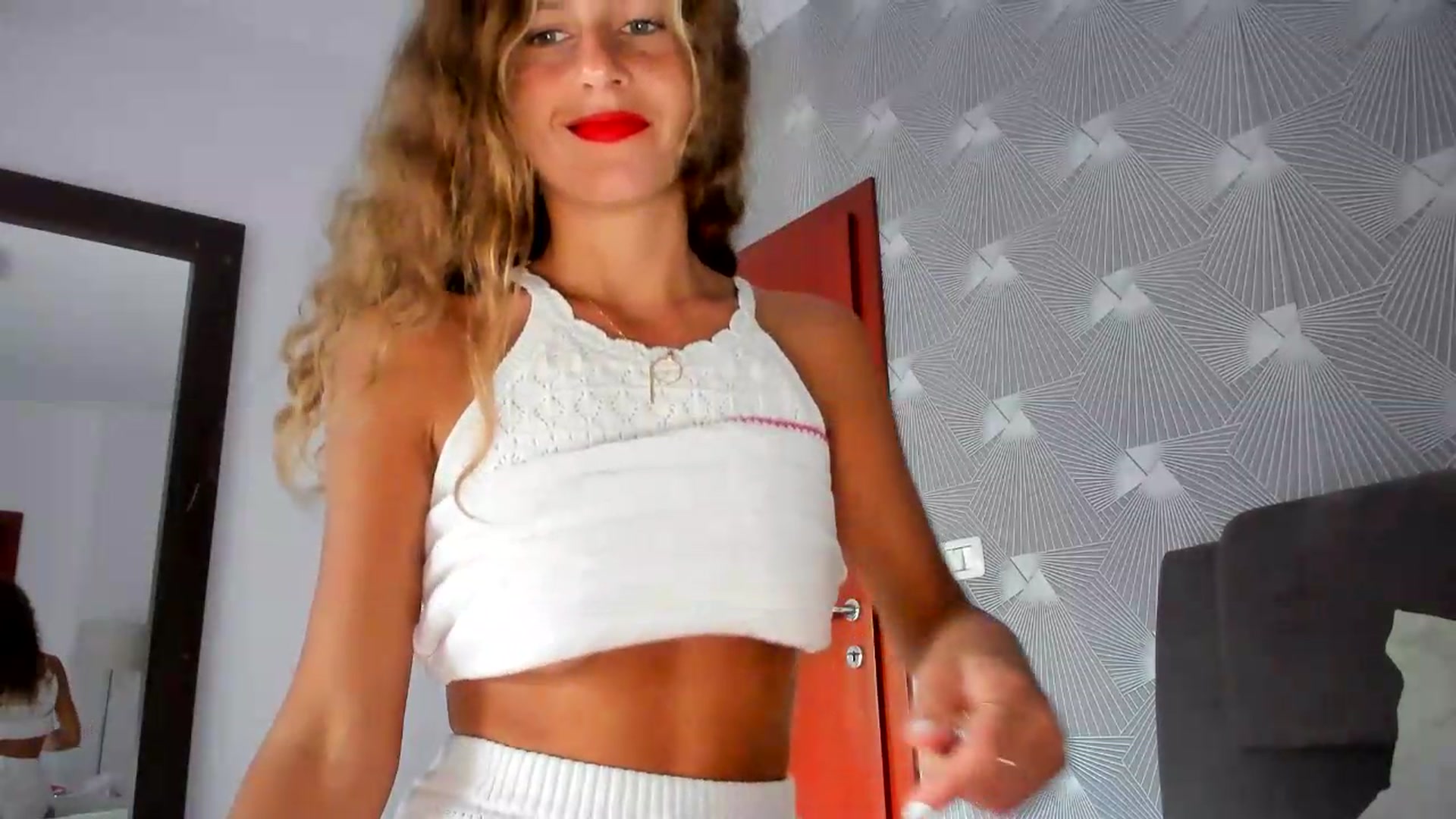 Gallery image thumbnail from SweetAngell18's myfreecams stream on, 07/08/2026, 15:20 image 5 of 20