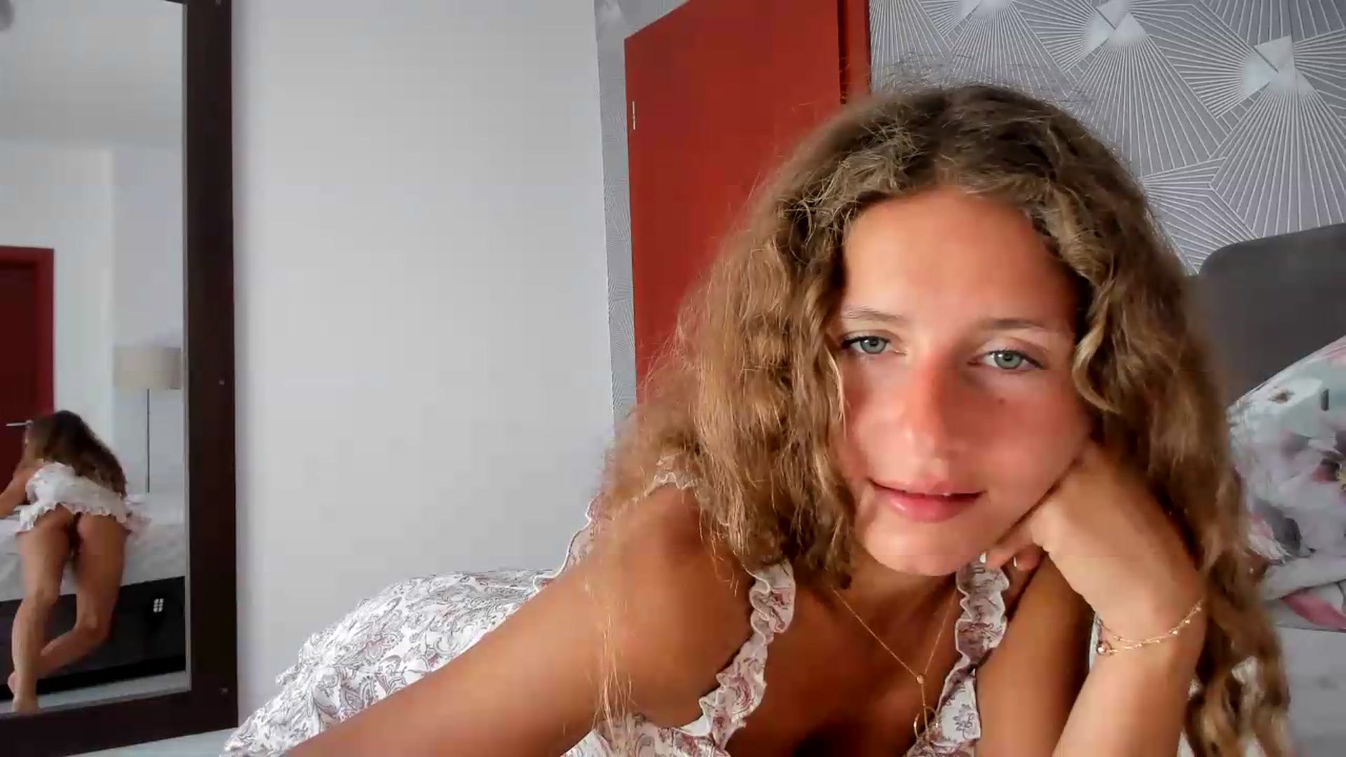 Gallery image thumbnail from SweetAngell18's myfreecams stream on, 07/10/2026, 08:18 image 17 of 20
