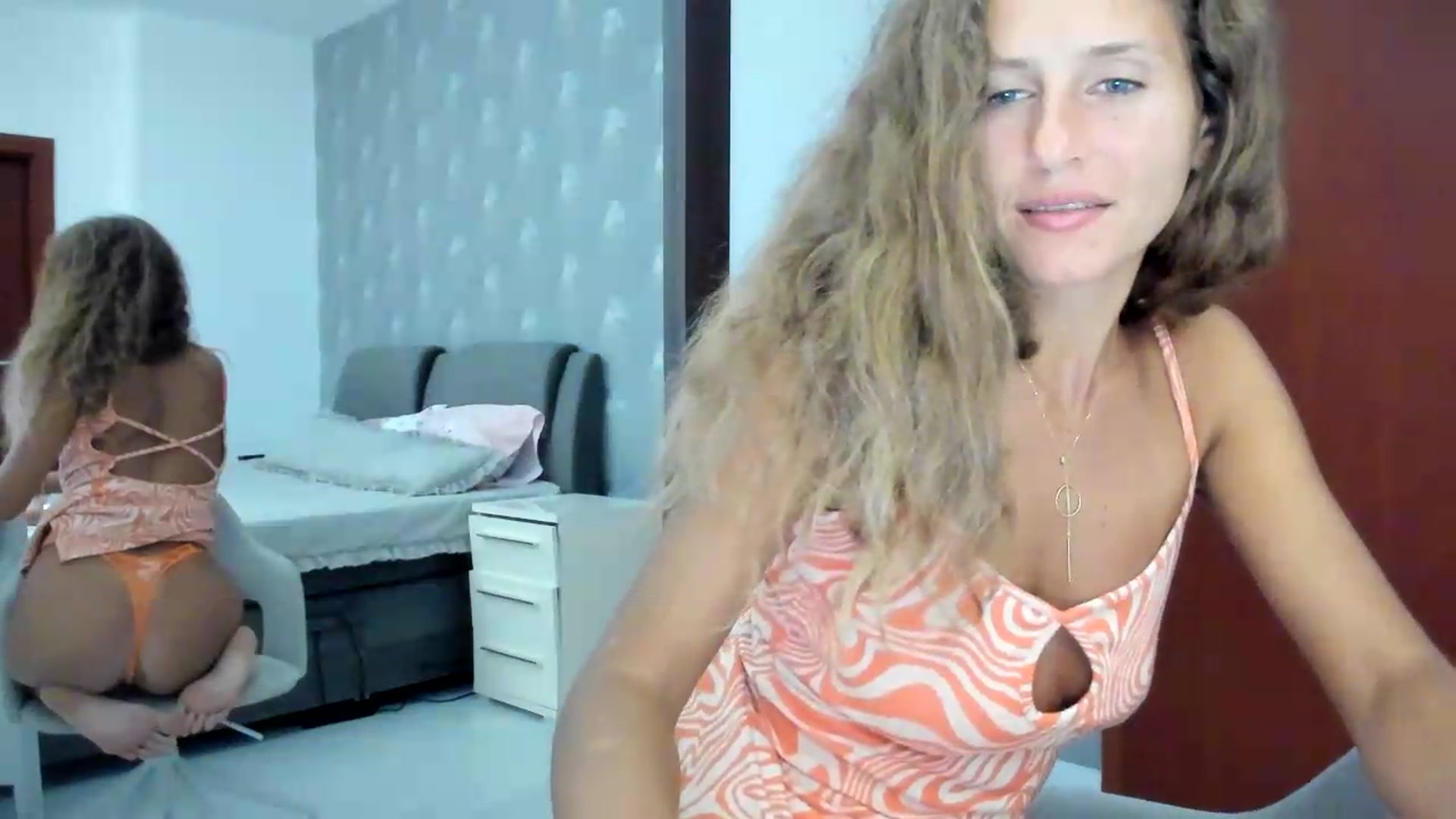 Gallery image thumbnail from SweetAngell18's myfreecams stream on, 07/26/2026, 19:28 image 7 of 20