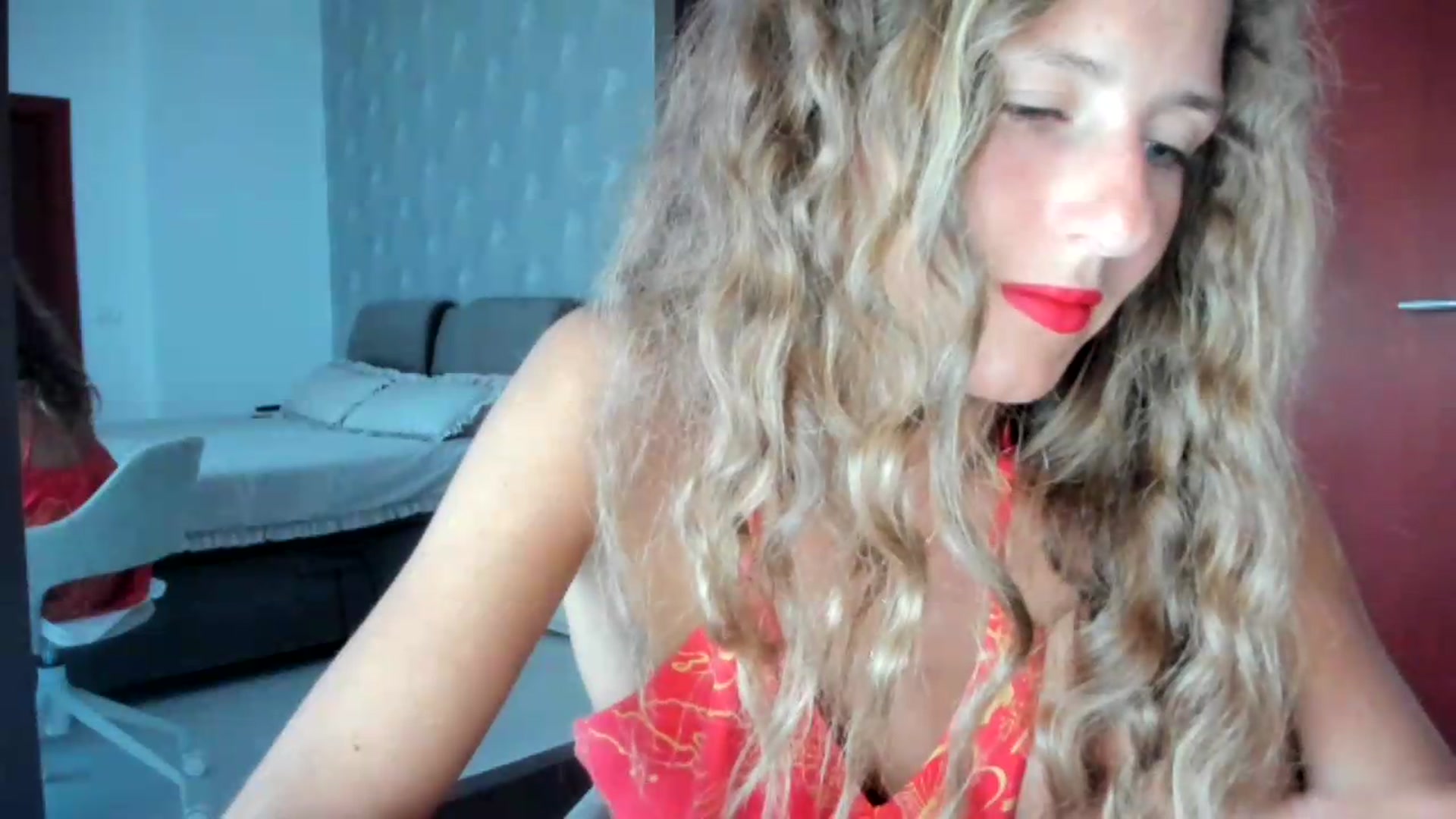 Gallery image thumbnail from SweetAngell18's myfreecams stream on, 07/29/2026, 09:38 image 4 of 20