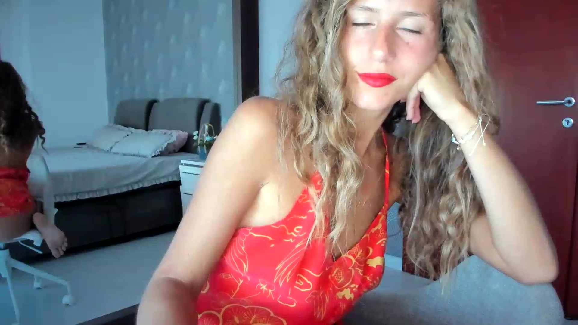 Gallery image thumbnail from SweetAngell18's myfreecams stream on, 07/29/2026, 09:38 image 18 of 20