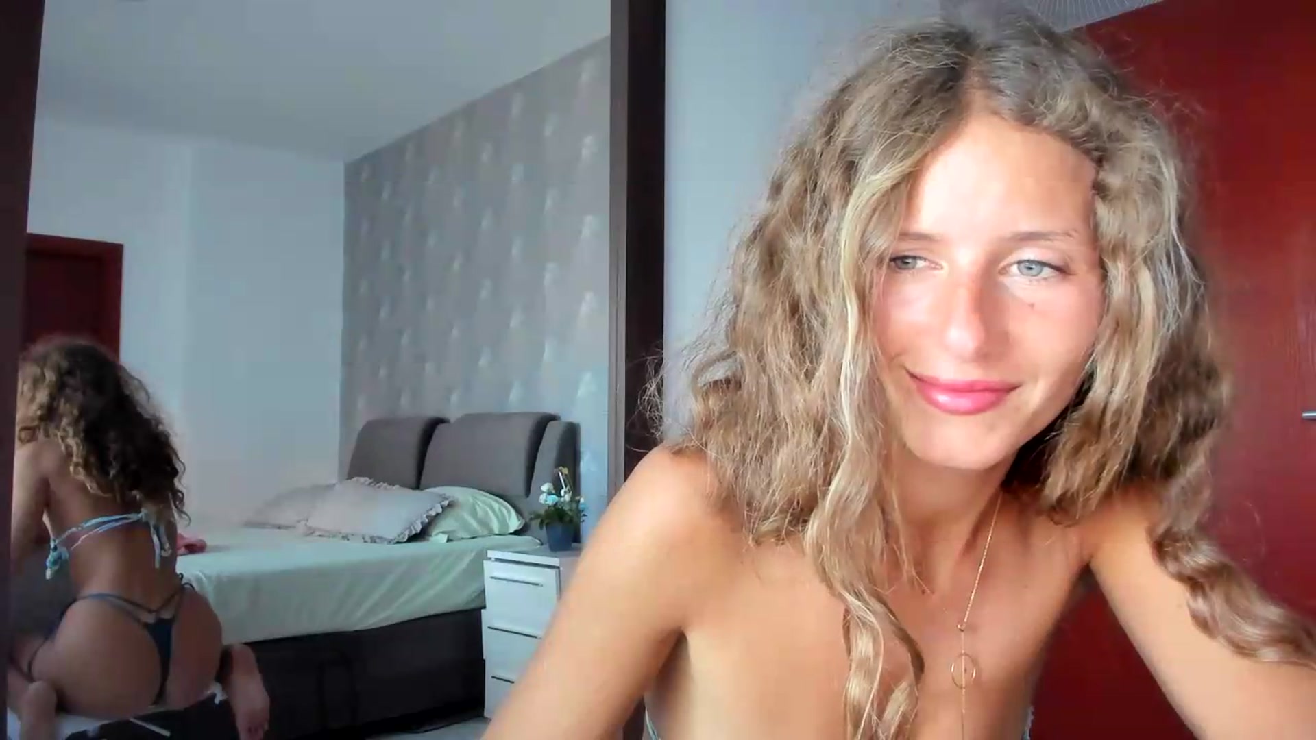 Gallery image thumbnail from SweetAngell18's myfreecams stream on, 07/29/2026, 14:55 image 13 of 20