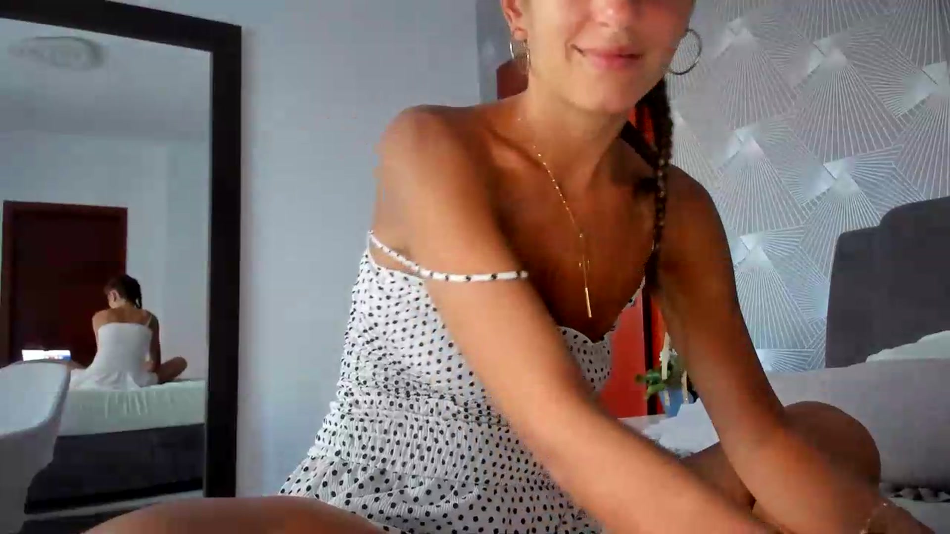 Gallery image thumbnail from SweetAngell18's myfreecams stream on, 07/31/2026, 14:47 image 8 of 20